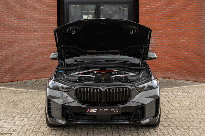 BMW X5 xDrive50e M-Sport Pro Pano Carbon H/K Merino 22'' — photo 10