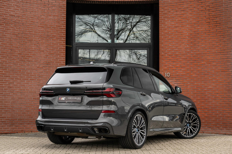 BMW X5 xDrive50e M-Sport Pro Pano Carbon H/K Merino 22'' — photo 2