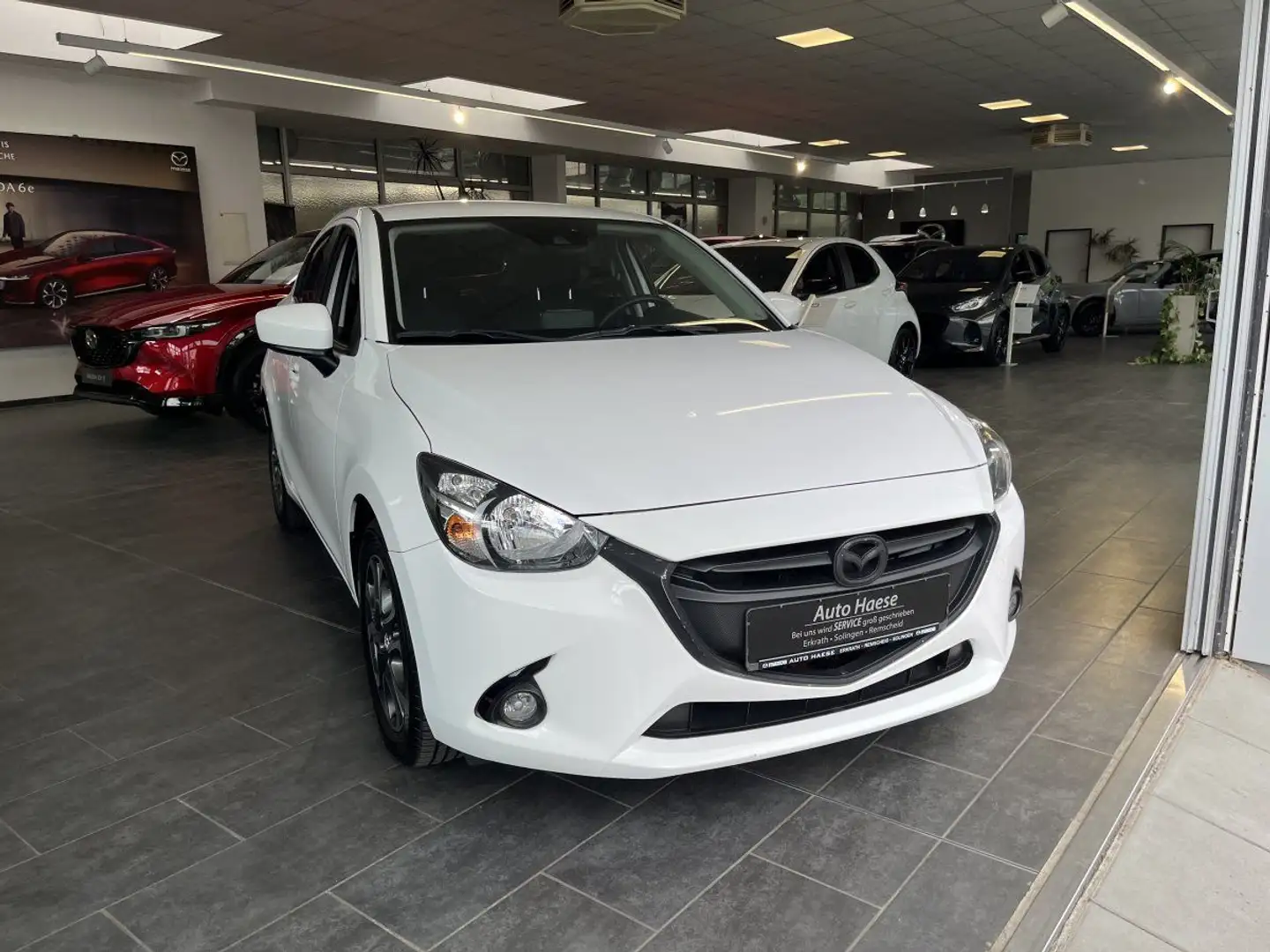 Mazda 2 1.5 90PS Nakama *SHZ*PDC*Bluetooth*Navi* Nakam Blanc - 1