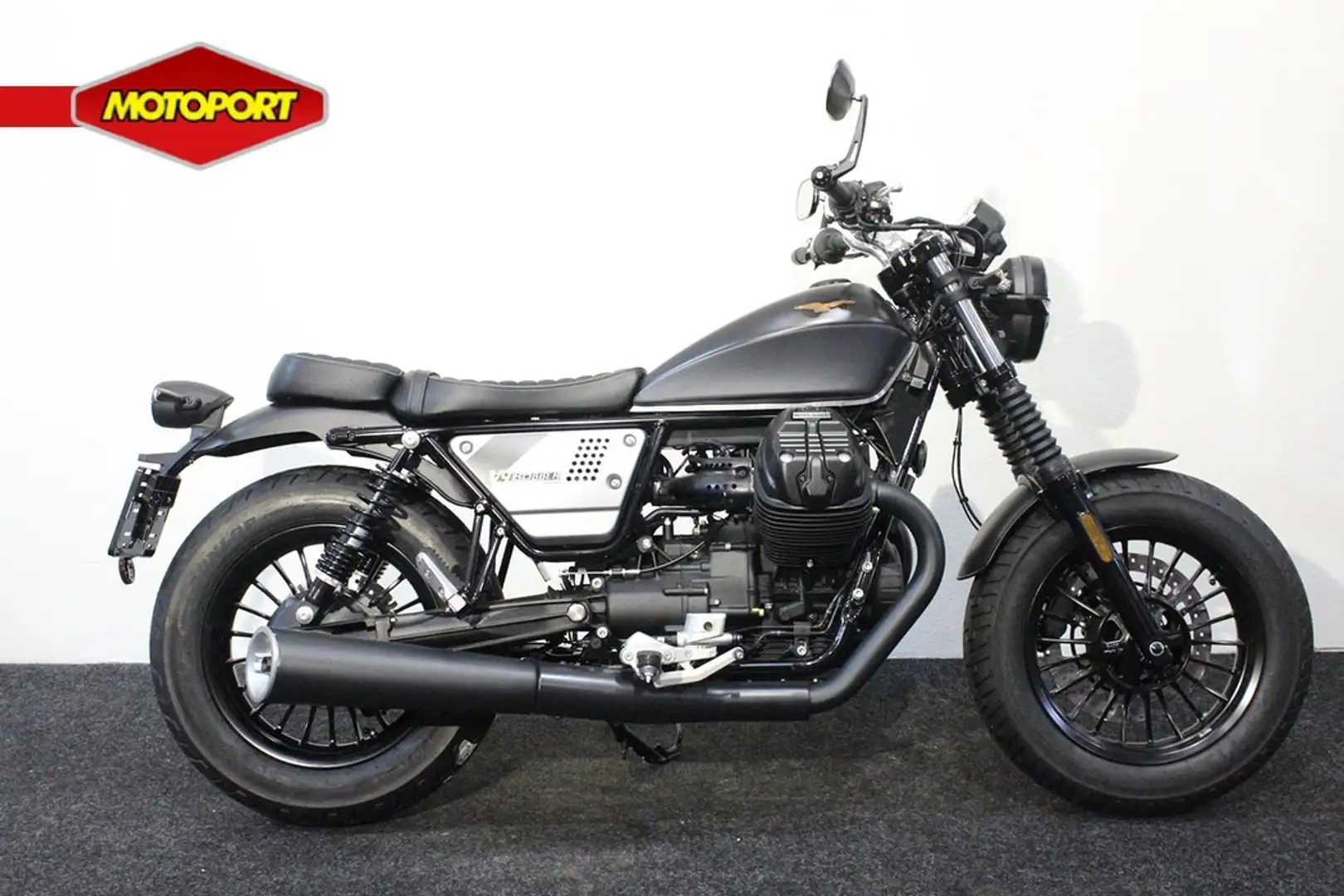 Moto Guzzi V 9 BOBBER SE Zwart - 1