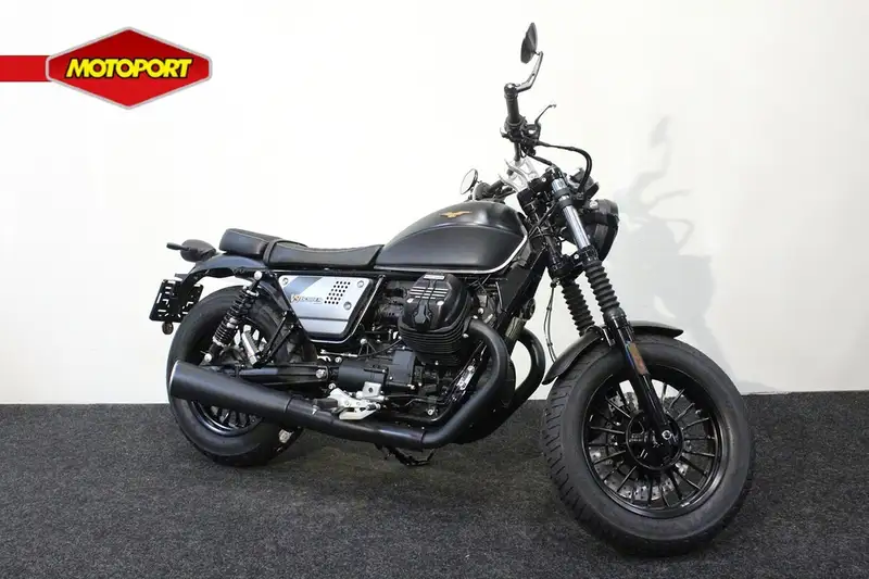 Moto Guzzi V 9 - foto 7