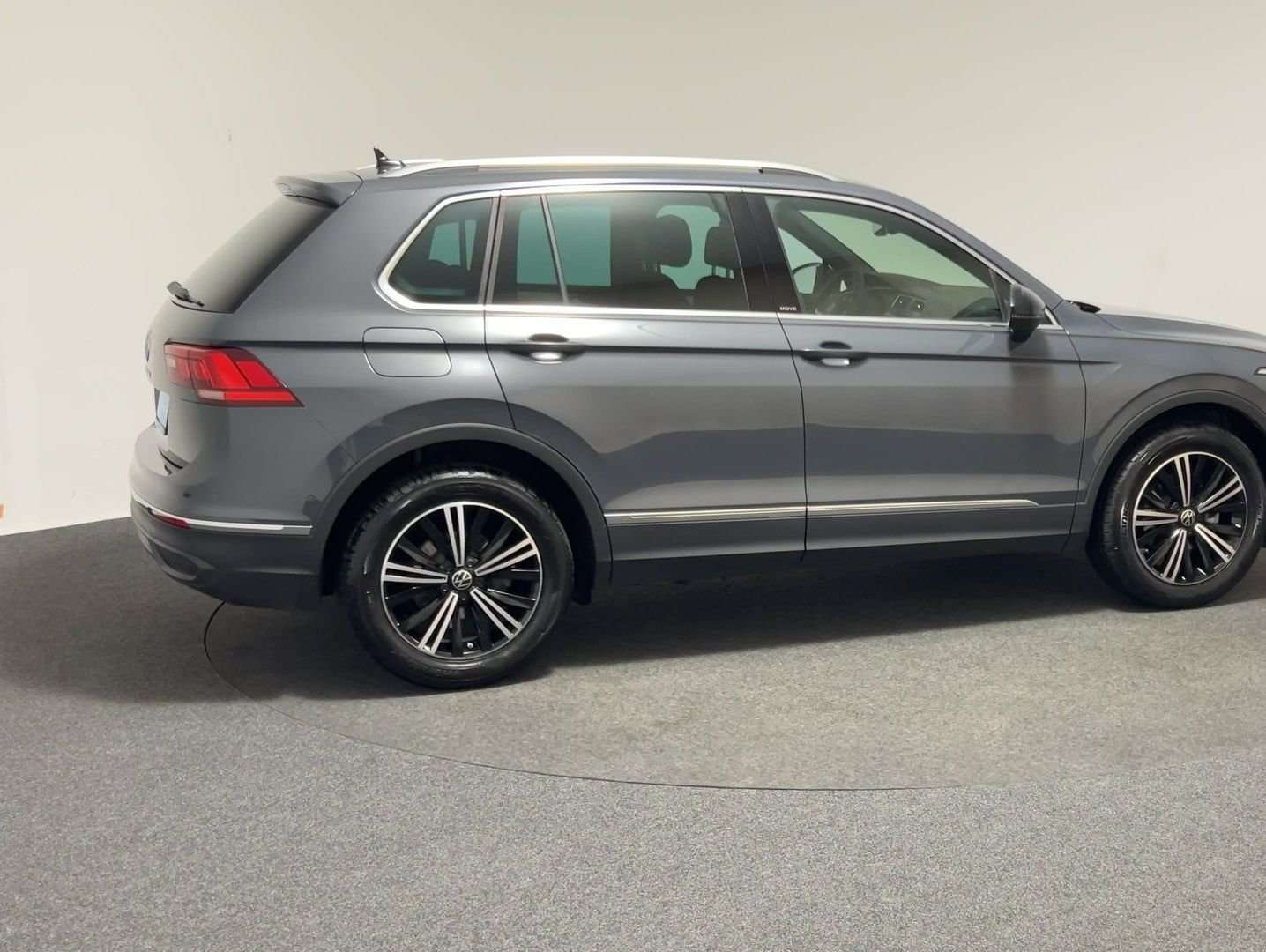 Volkswagen TIGUAN TSI Life -  - Joinsteer - #4