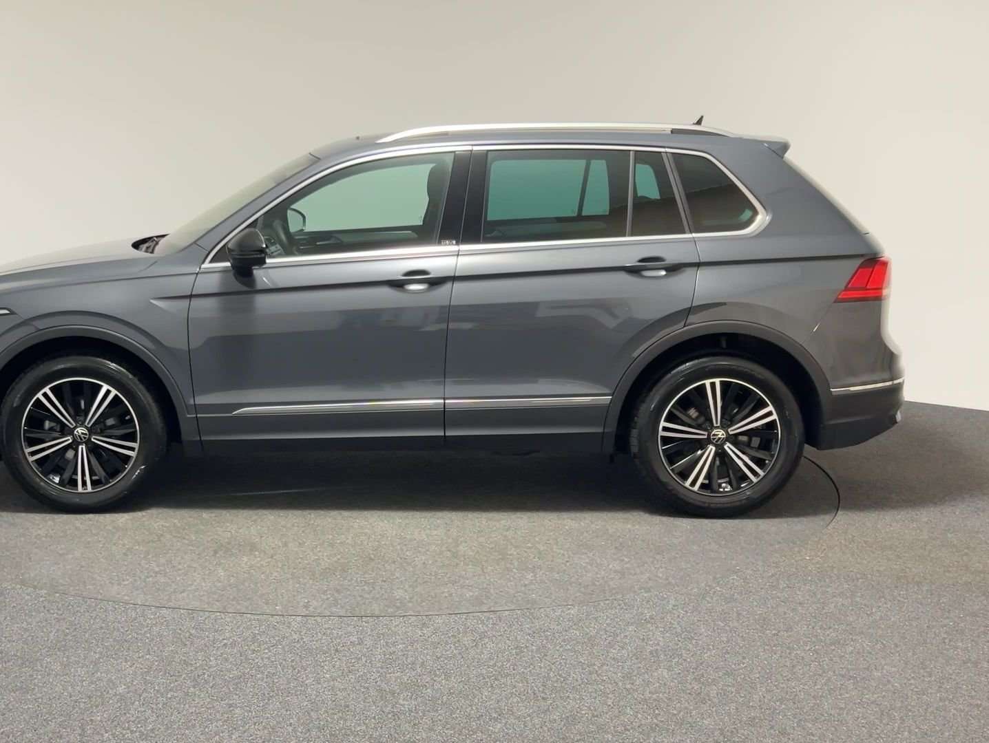 Volkswagen TIGUAN TSI Life -  - Joinsteer - #2