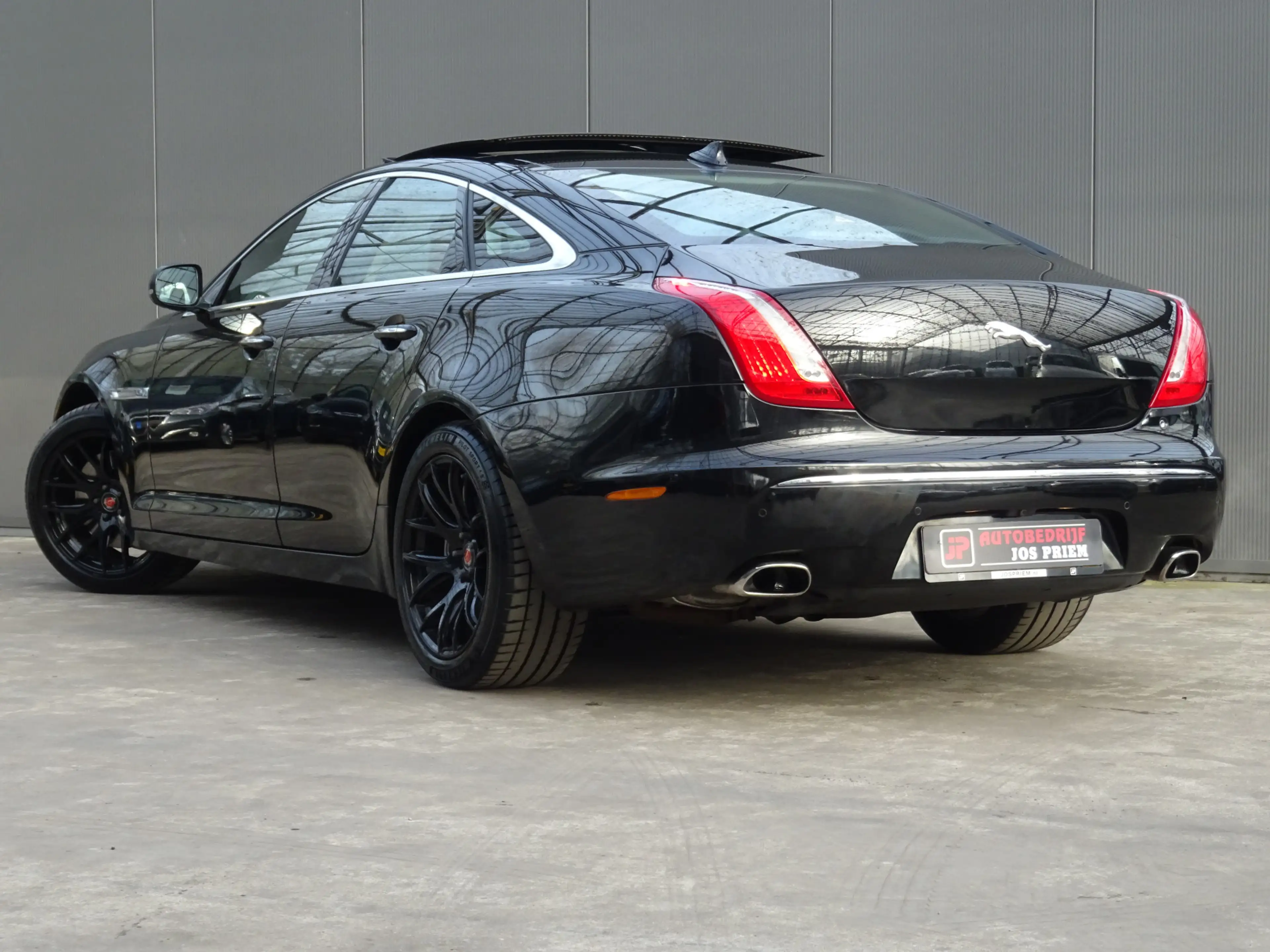 Jaguar XJ 2.0 Premium Luxury * MASSAGE * ZEER LUXE UITV. !! — photo 2