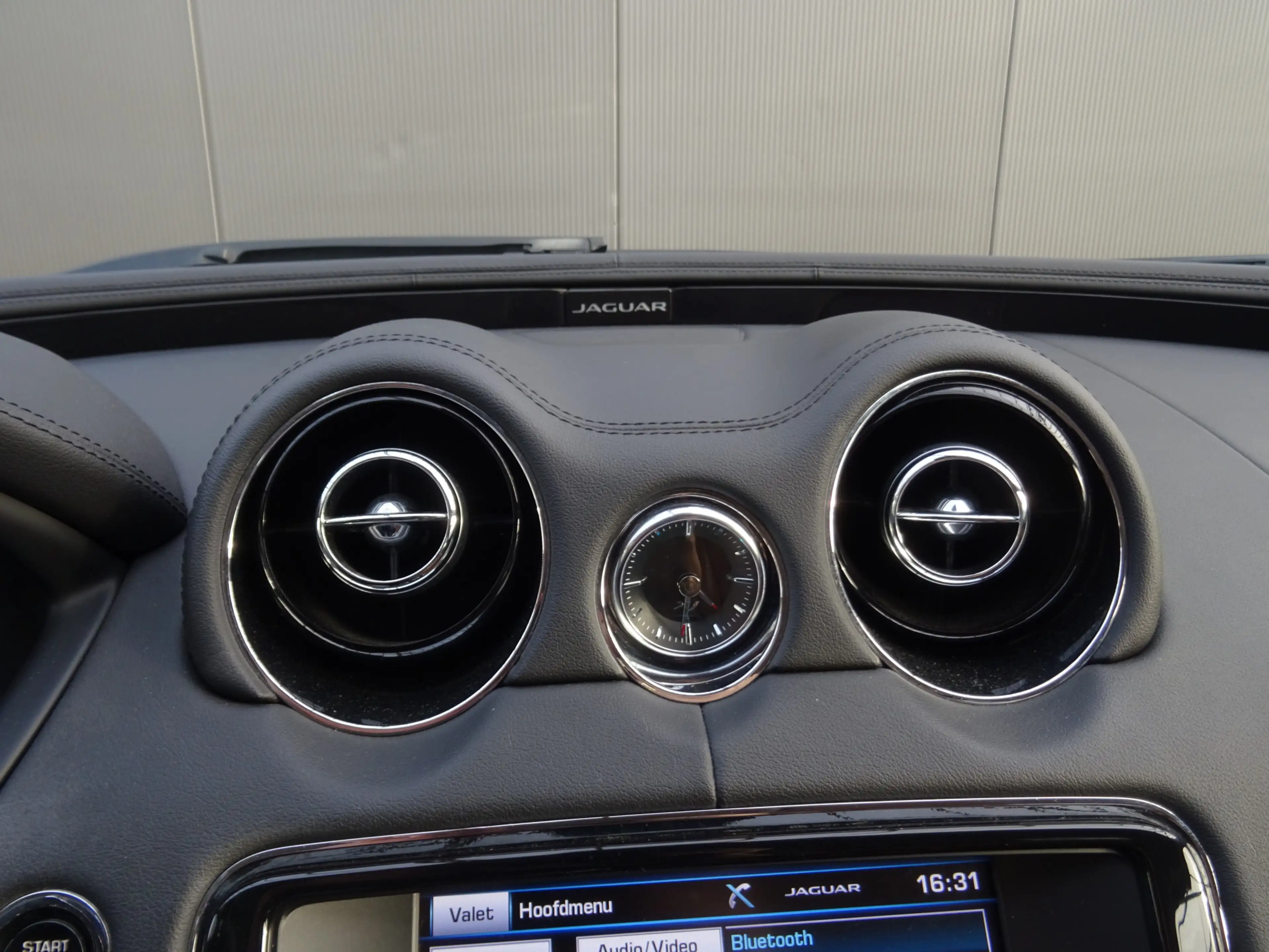 Jaguar XJ 2.0 Premium Luxury * MASSAGE * ZEER LUXE UITV. !! — photo 15
