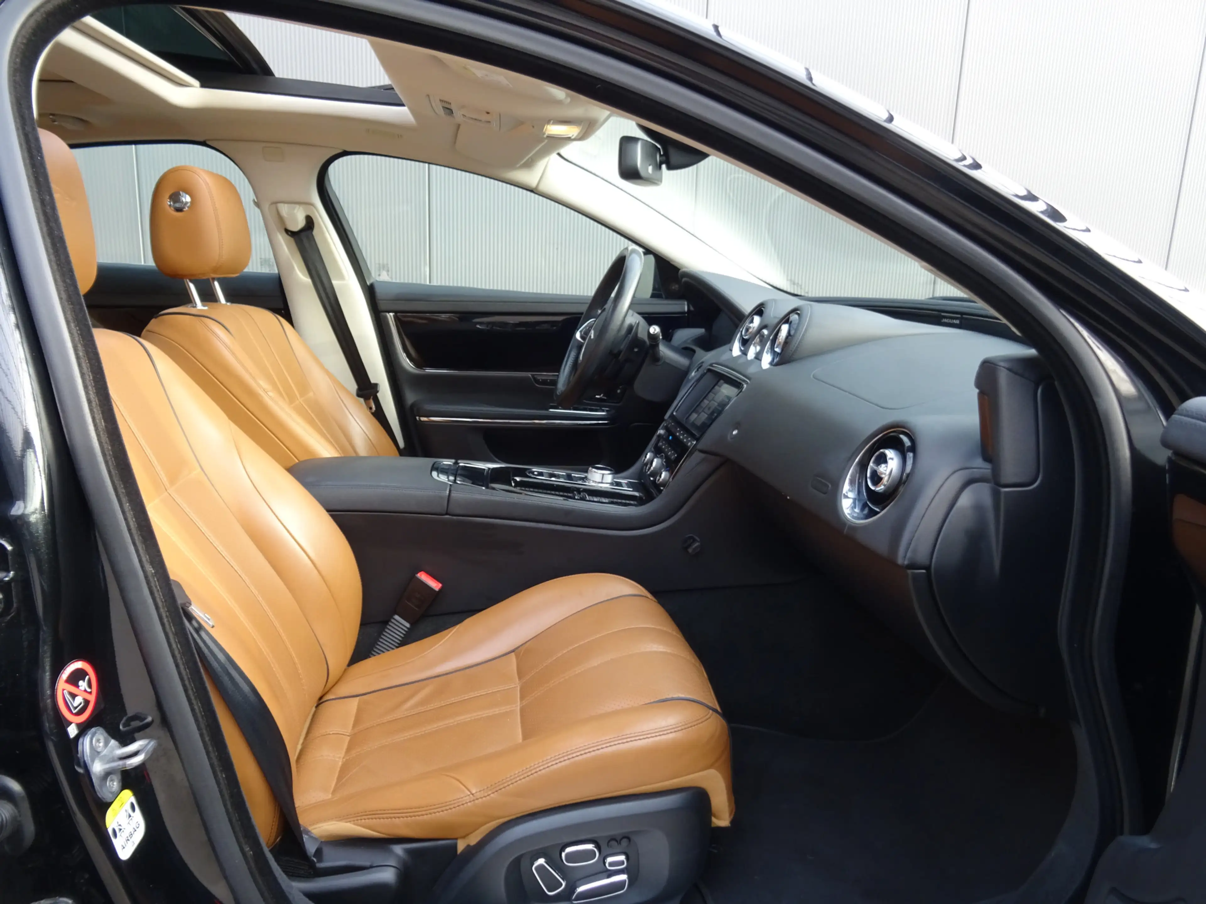 Jaguar XJ 2.0 Premium Luxury * MASSAGE * ZEER LUXE UITV. !! — photo 3