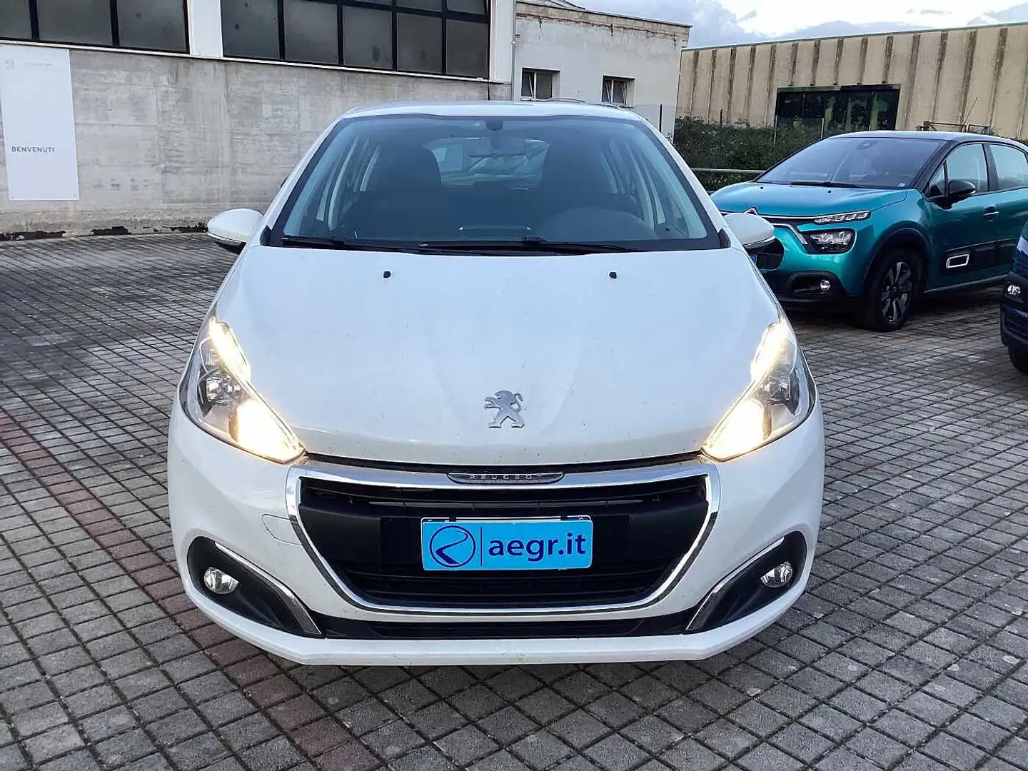 Peugeot 208 1° serie 1.4 HDi 68 CV 5 porte Active Blanc - 2