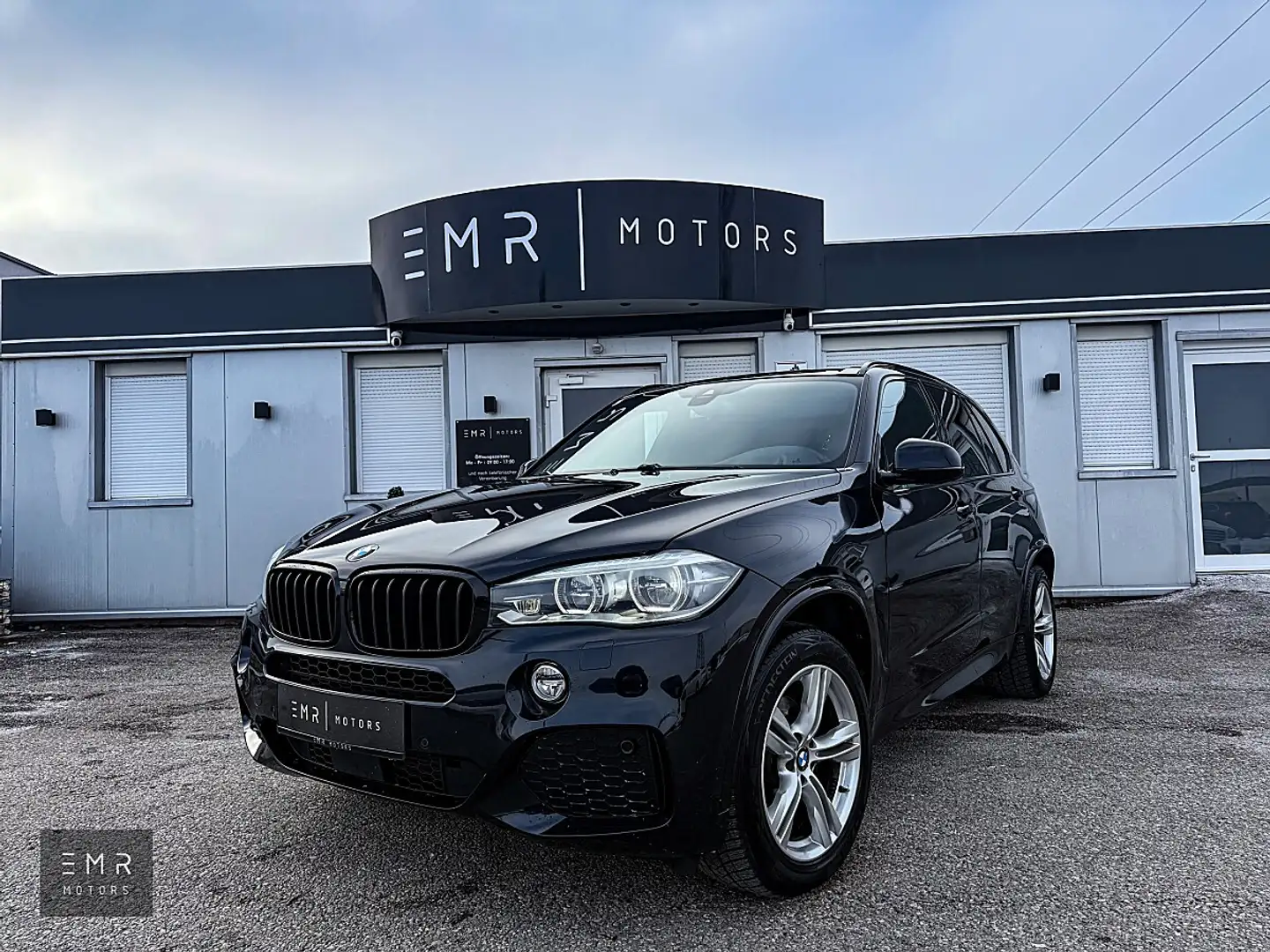 BMW X5 xDrive30d M-SPORTPAKET, ACC, HUD, AHK, ADAPTIVE... Schwarz - 1
