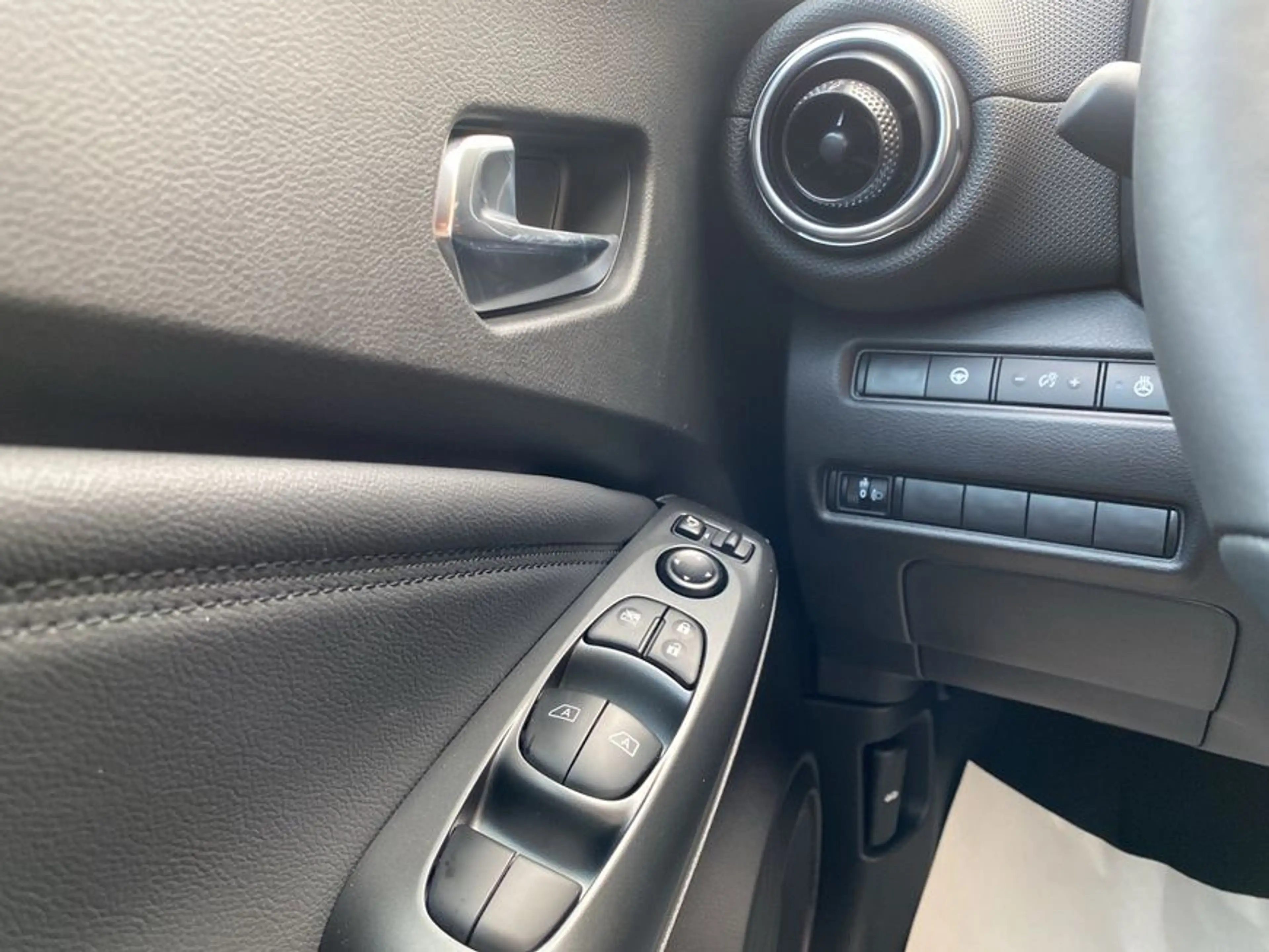 Nissan Juke 1.6 Hybrid 4AMT N-Connecta + TECHNO-PAKET — photo 15