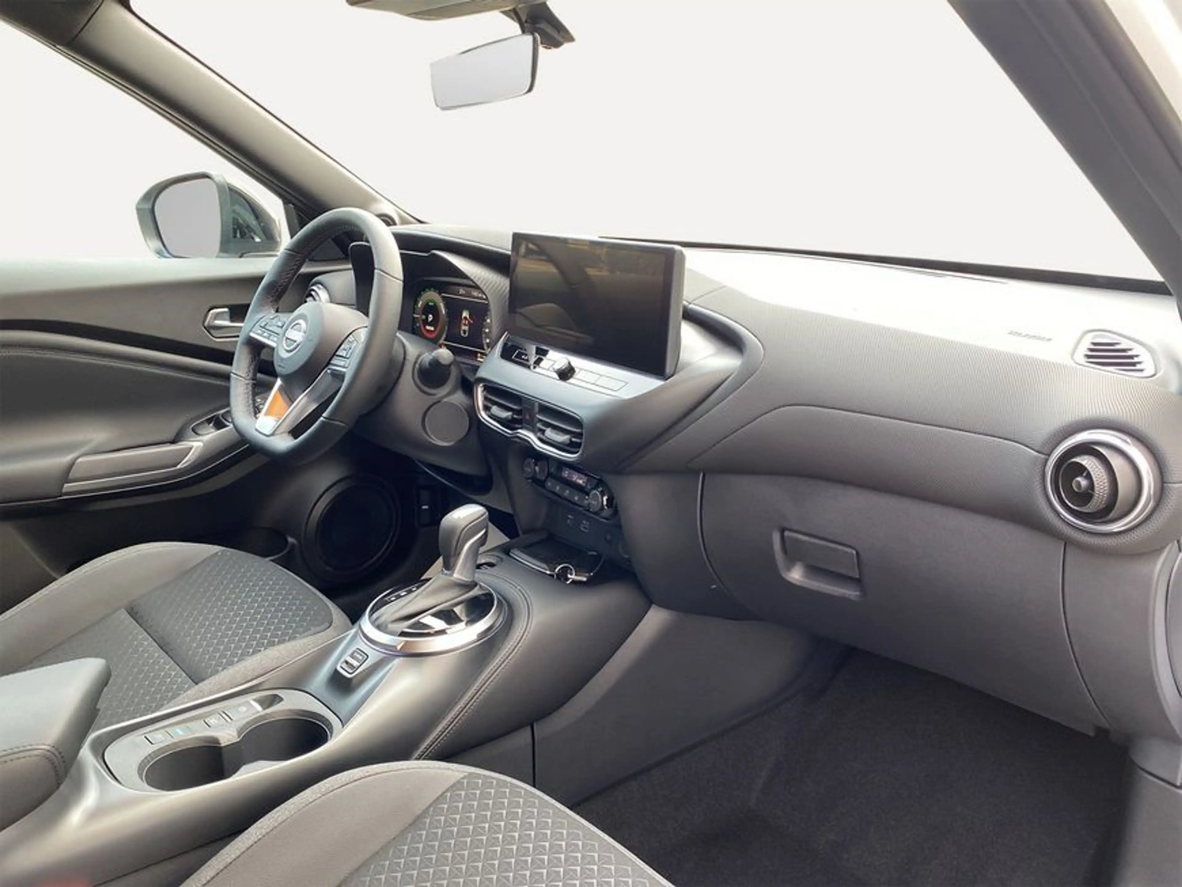 Nissan Juke 1.6 Hybrid 4AMT N-Connecta + TECHNO-PAKET — photo 9