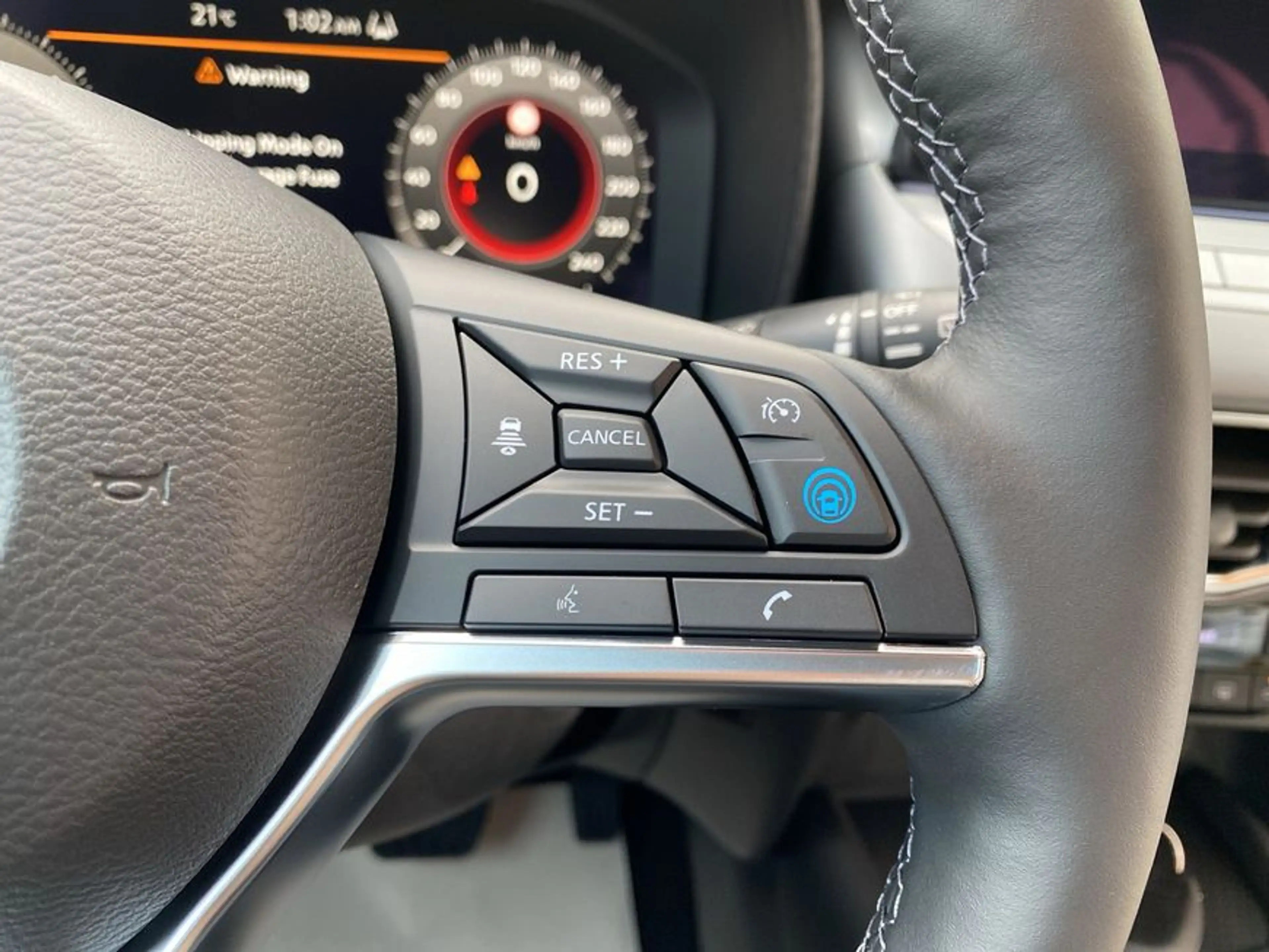 Nissan Juke 1.6 Hybrid 4AMT N-Connecta + TECHNO-PAKET — photo 17