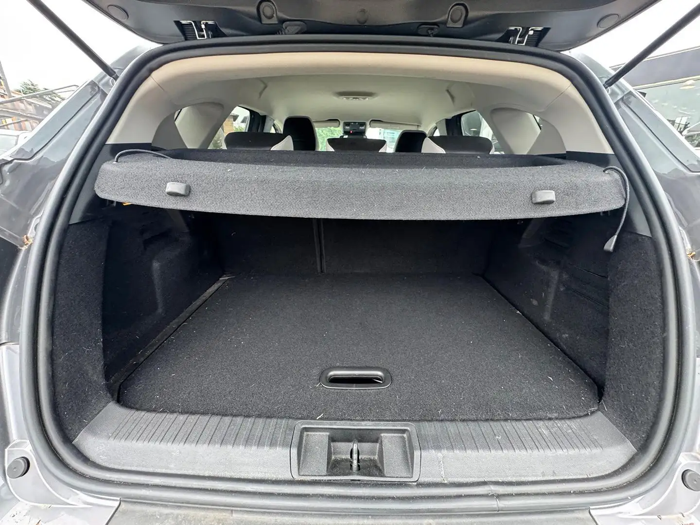 Renault Captur 1.6 E-Tech full hybrid Techno Auto 145cv Grigio - 2