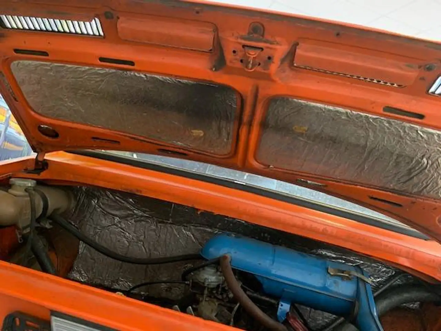 Skoda 105 L de Luxe Orange - 1