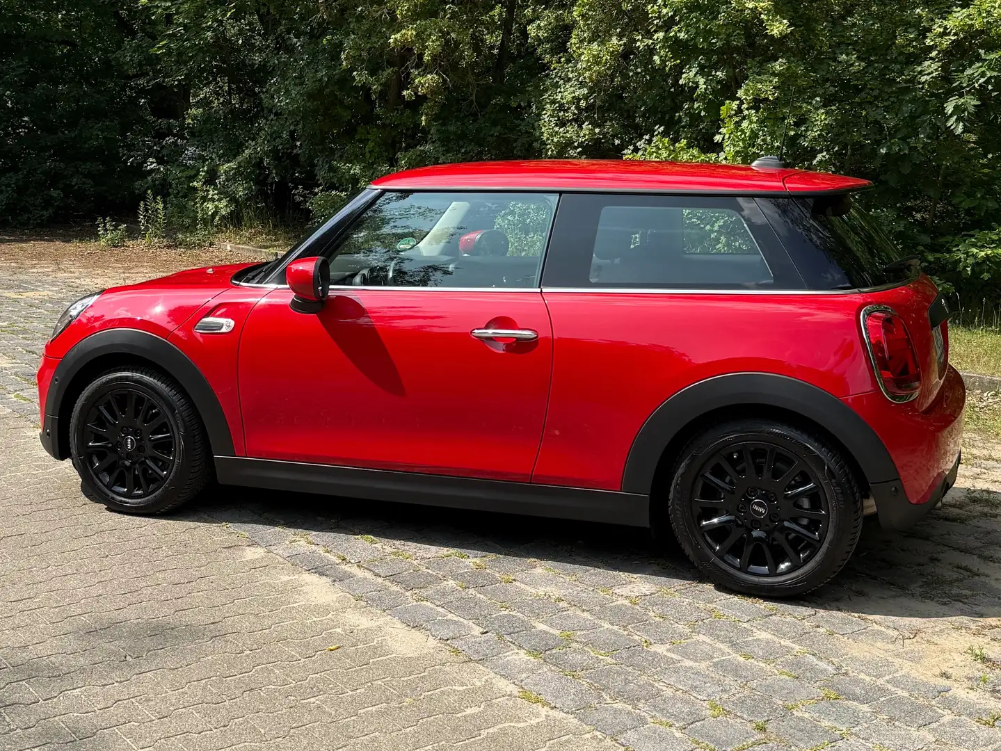 MINI One Mini One Aut. 60 Years Chili Rouge - 1