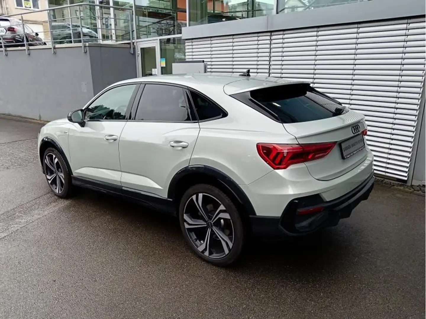 Audi Q3 Sportback S-line 40 TDI quattr Argent - 2