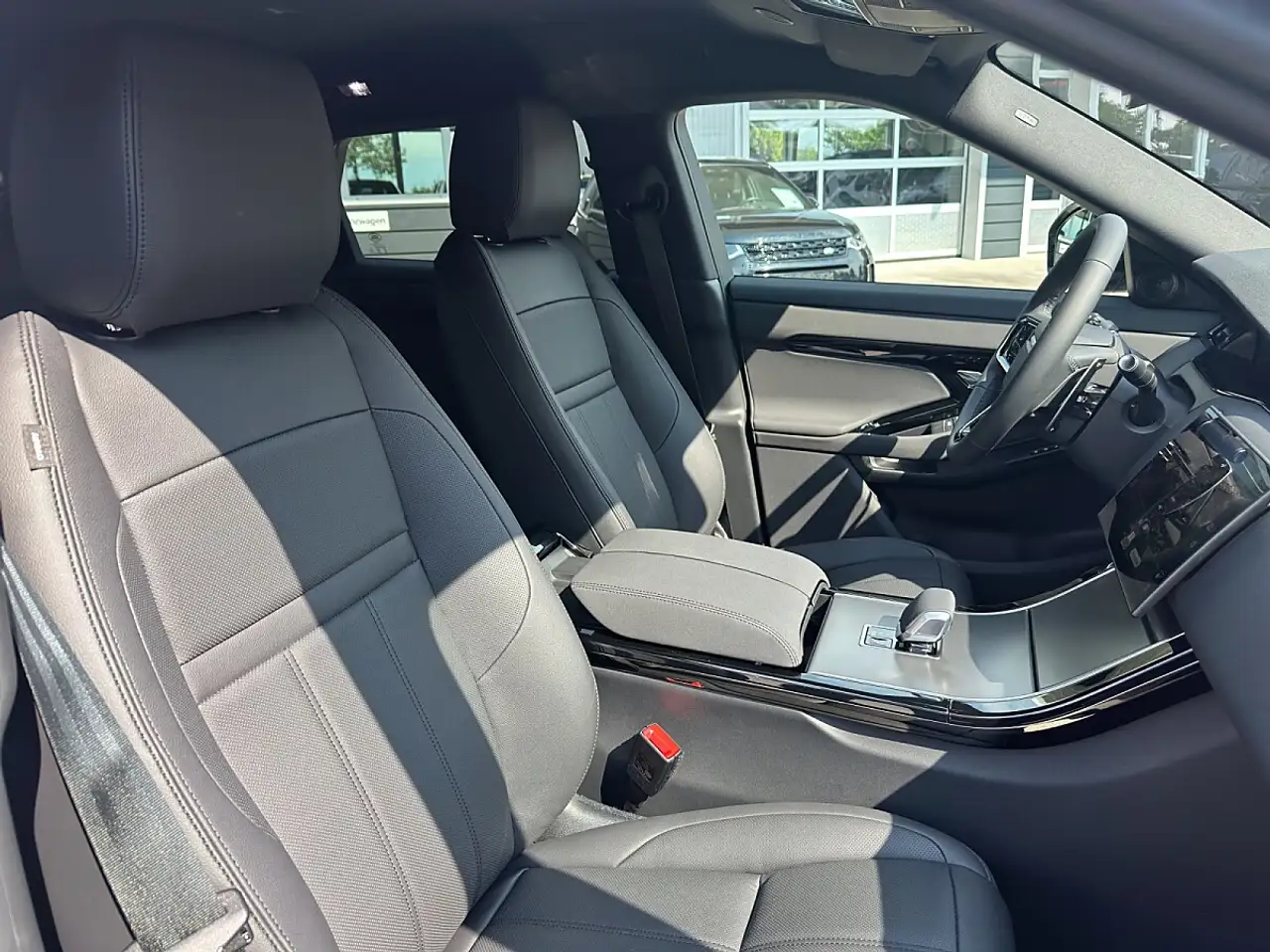 Land Rover Range Rover Evoque 2026 — фото 17