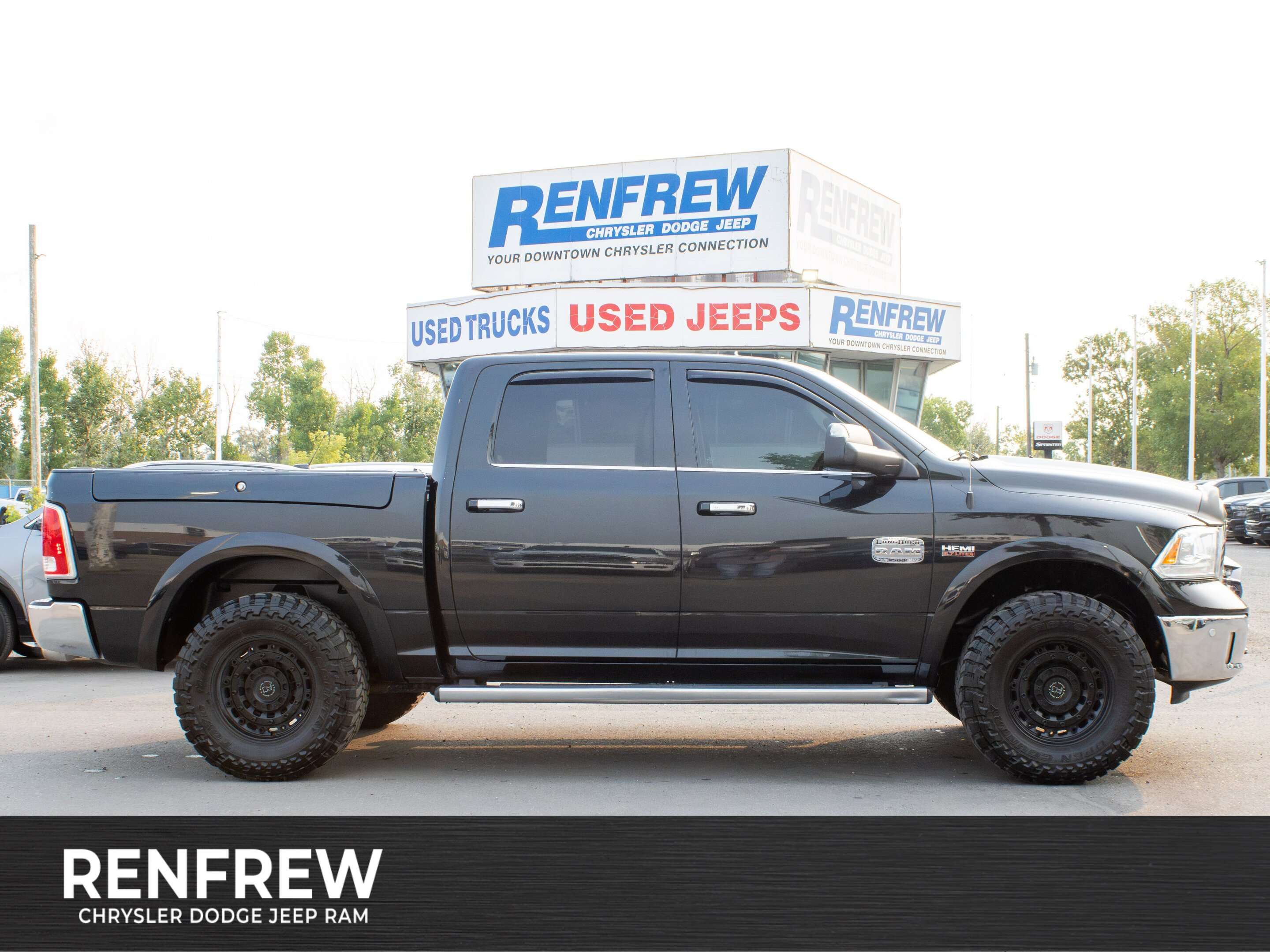 2017 RAM 1500 Longhorn* | Crew Cab | 5.7L HEMI V8 | 35-Inch Tire