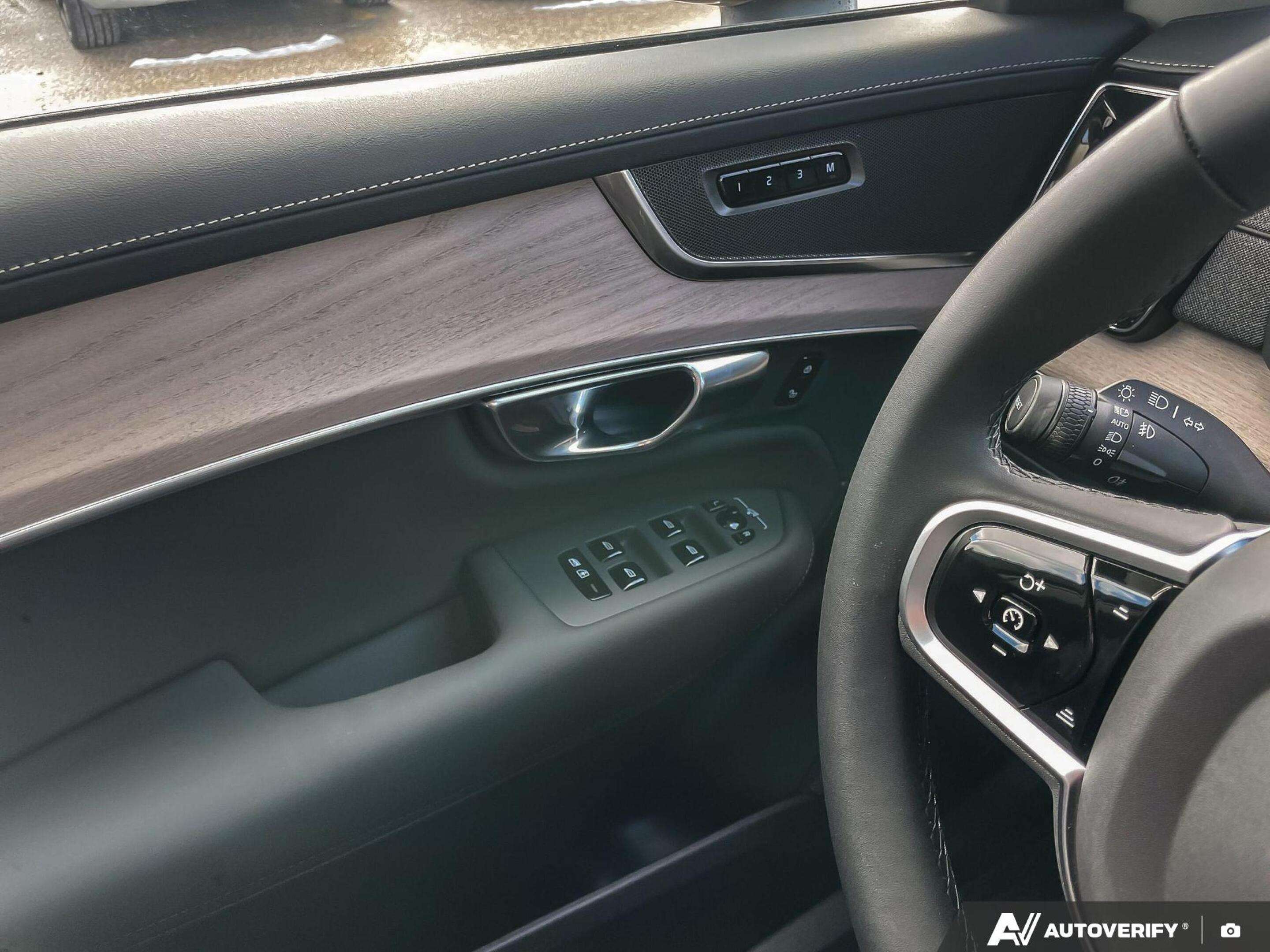 2026 Volvo XC90 Core Bright Theme RATES AS LOW AS 3.99%! thumb 18