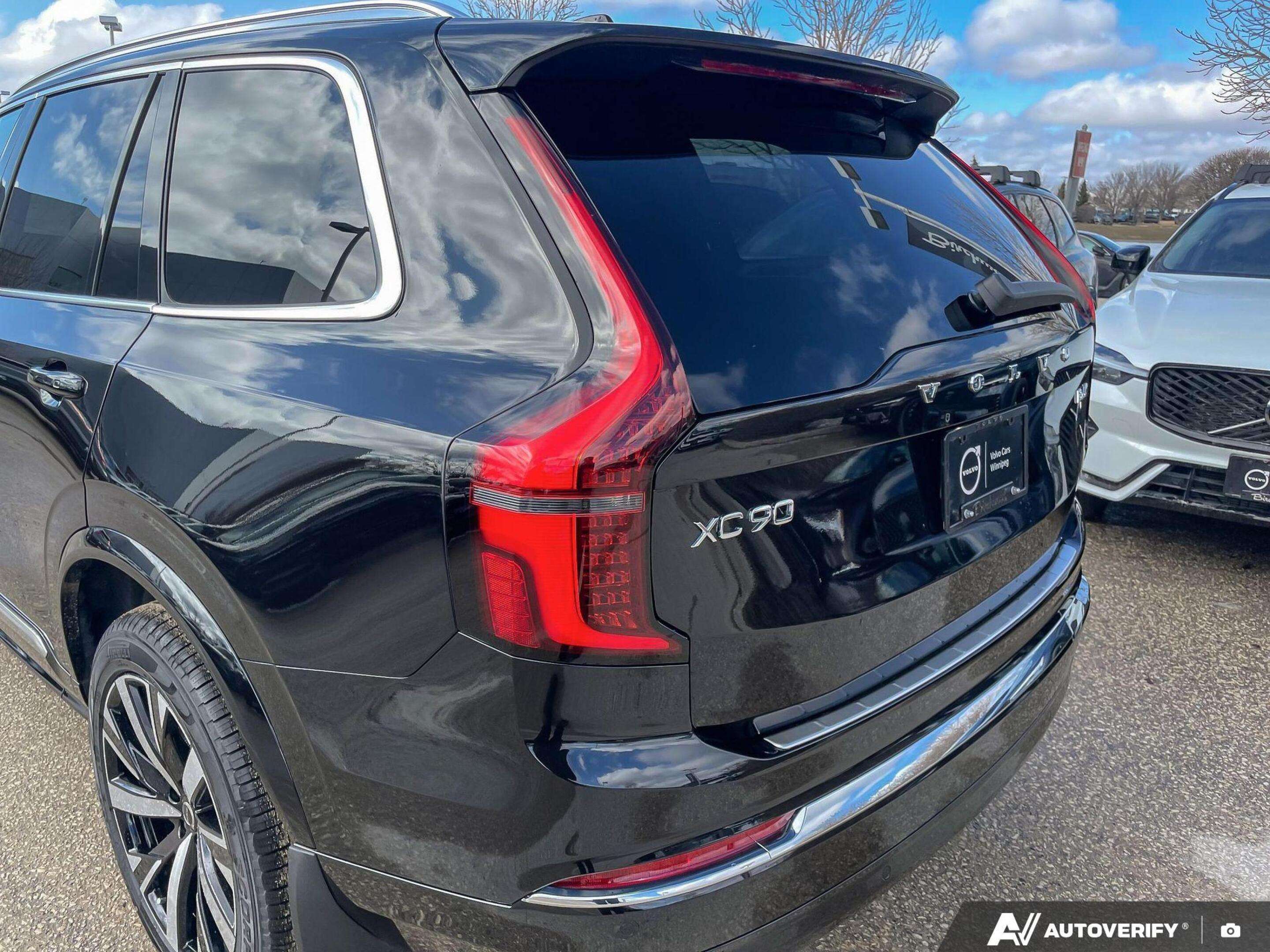 2026 Volvo XC90 Core Bright Theme RATES AS LOW AS 3.99%! thumb 13