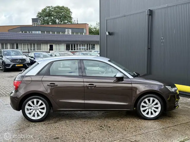 Audi A1 view 9