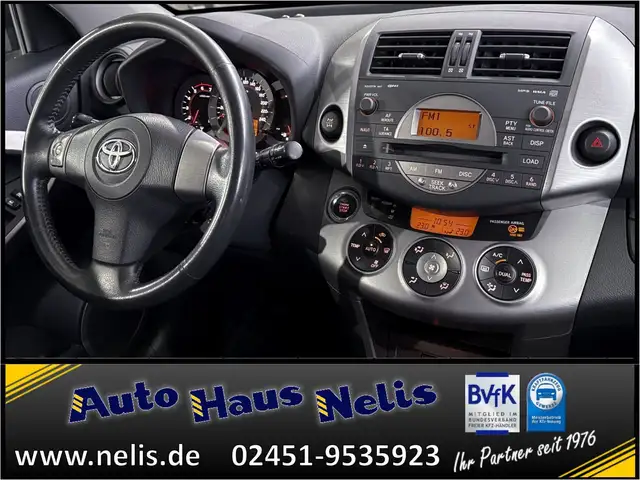 Toyota Rav 4 view 14