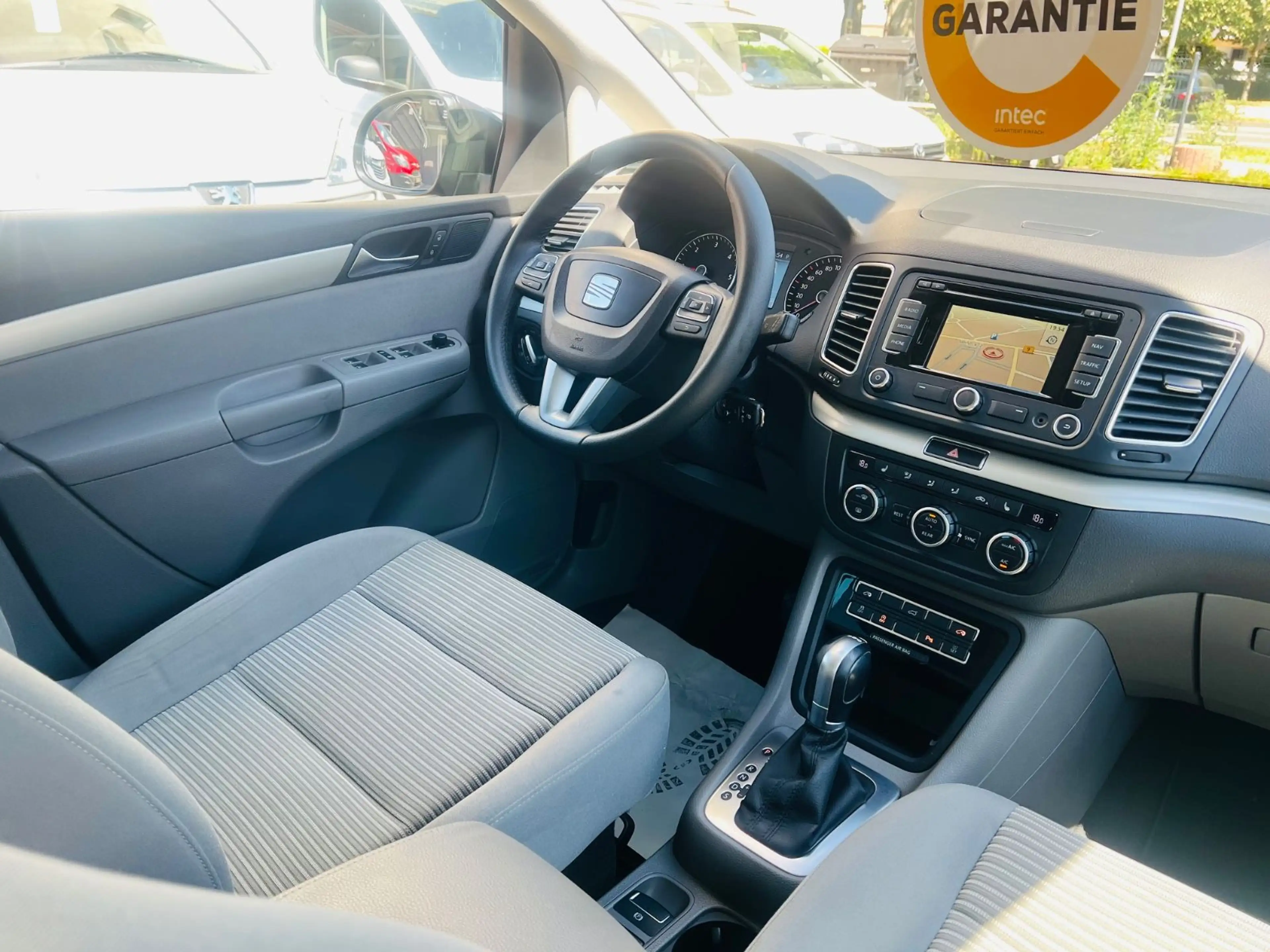 SEAT Alhambra Style+7 SITZER+AHK+RFK+LED+NAVI — photo 11