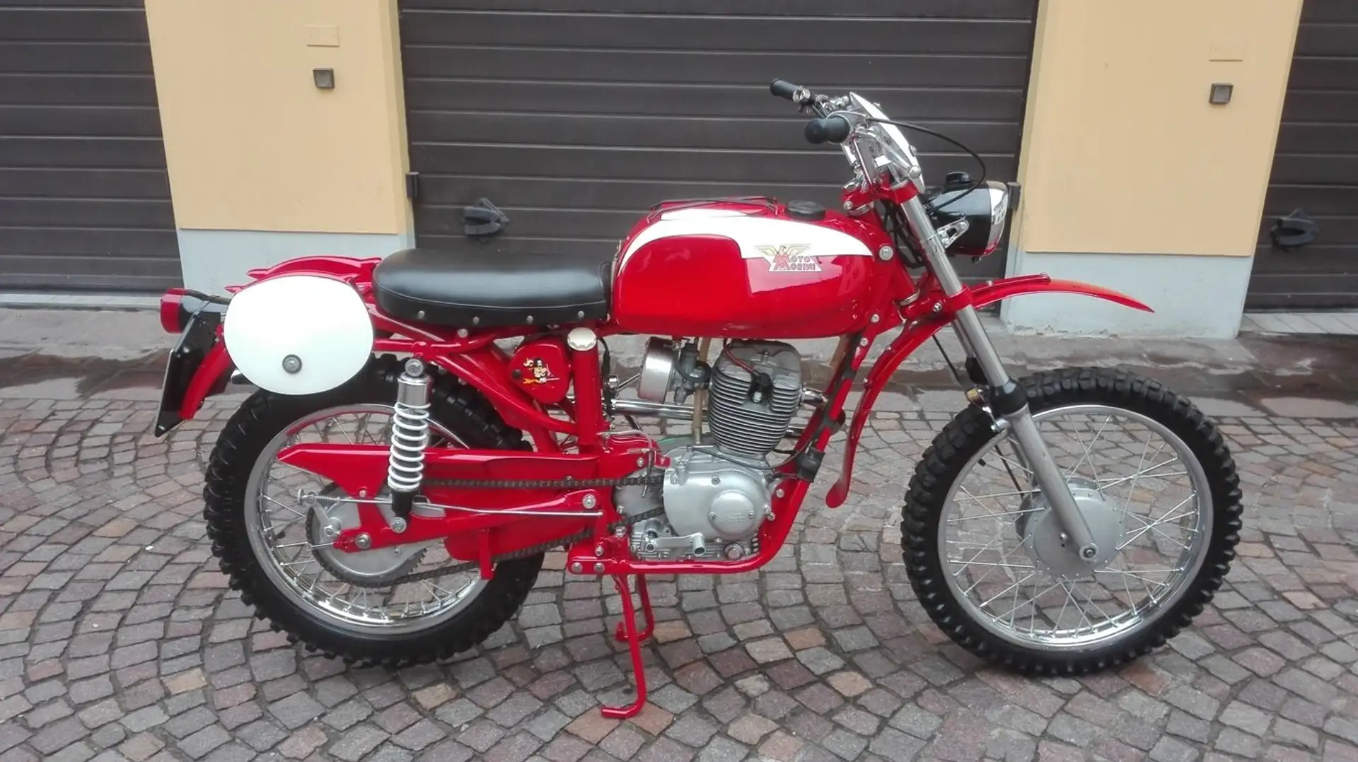 Moto Morini Corsaro 150 Regolarità Rosso - 1