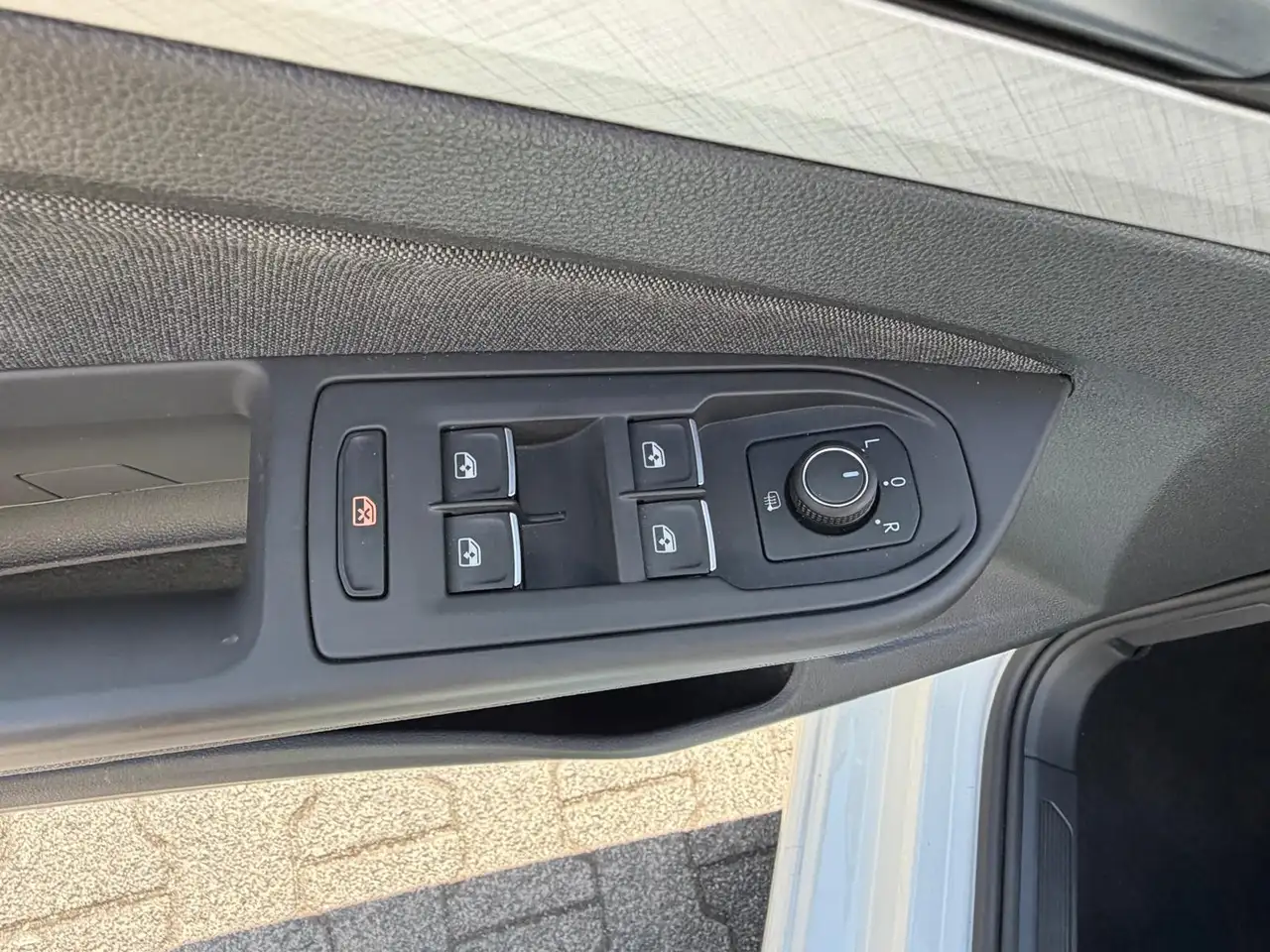 Volkswagen Golf 1.0eTSI DSG Life VIRTU+LED+NAVI+SHZ+ACC+PDC, миниатюра 15