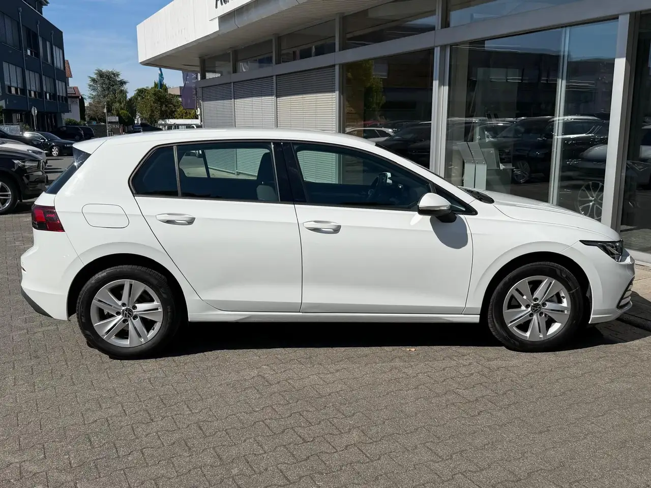Volkswagen Golf 1.0eTSI DSG Life VIRTU+LED+NAVI+SHZ+ACC+PDC, миниатюра 4