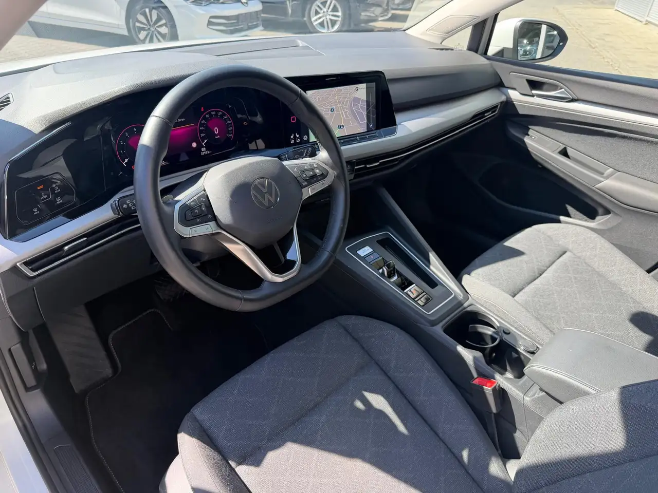 Volkswagen Golf 1.0eTSI DSG Life VIRTU+LED+NAVI+SHZ+ACC+PDC, миниатюра 17