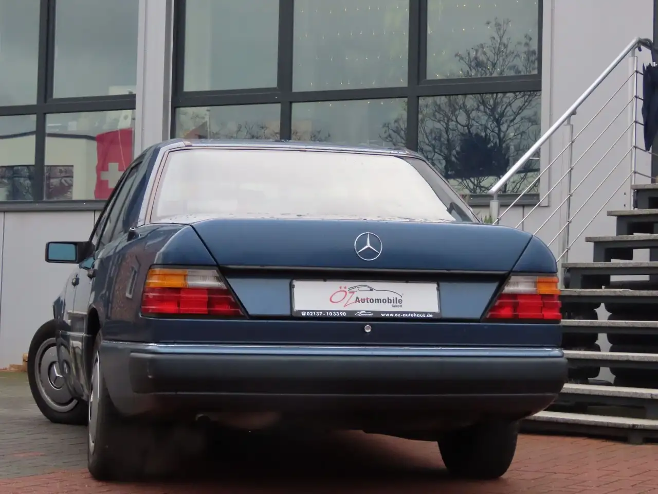 Mercedes-Benz E 200 1. Hand H-Kennzeichen Euro2 Scheckheft, foto 6
