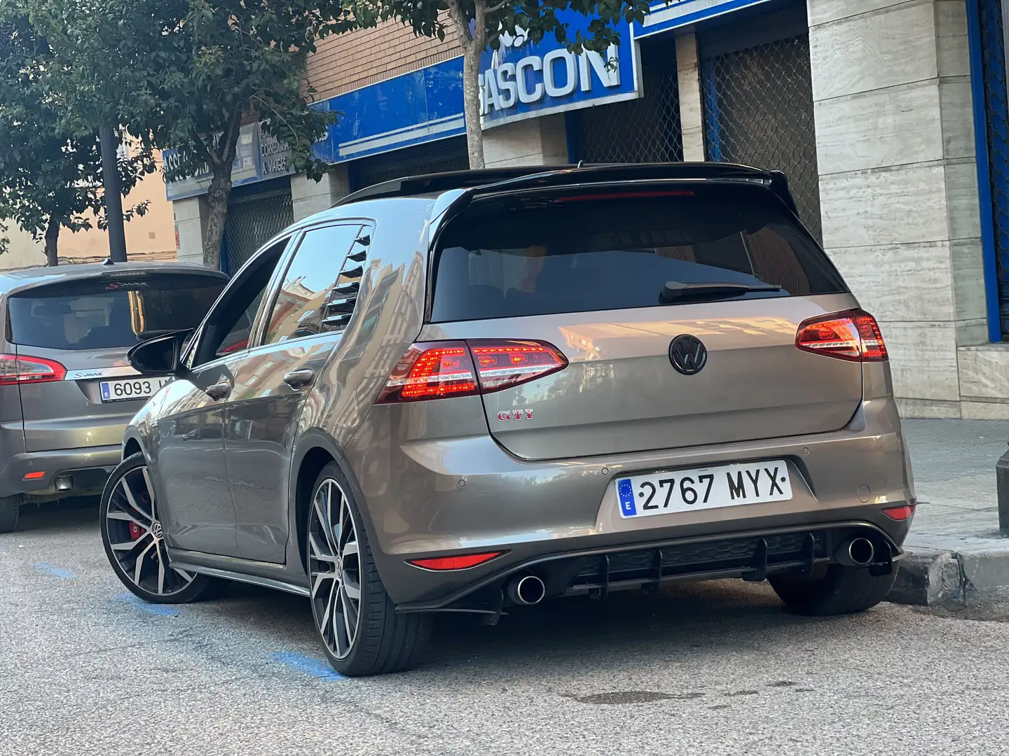 Volkswagen Golf GTI 2.0 TSI Performance DSG7 180kW - 2