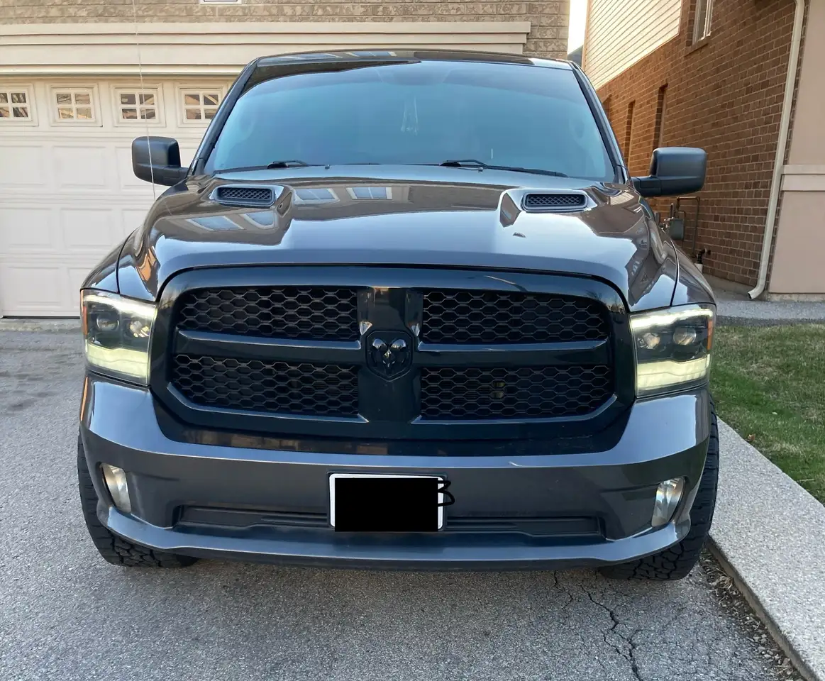 RAM 1500 снимка RAM 1500
