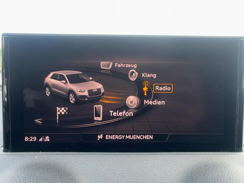 Audi Q2 35 1.5 TFSI S line (EURO 6d) — photo 11