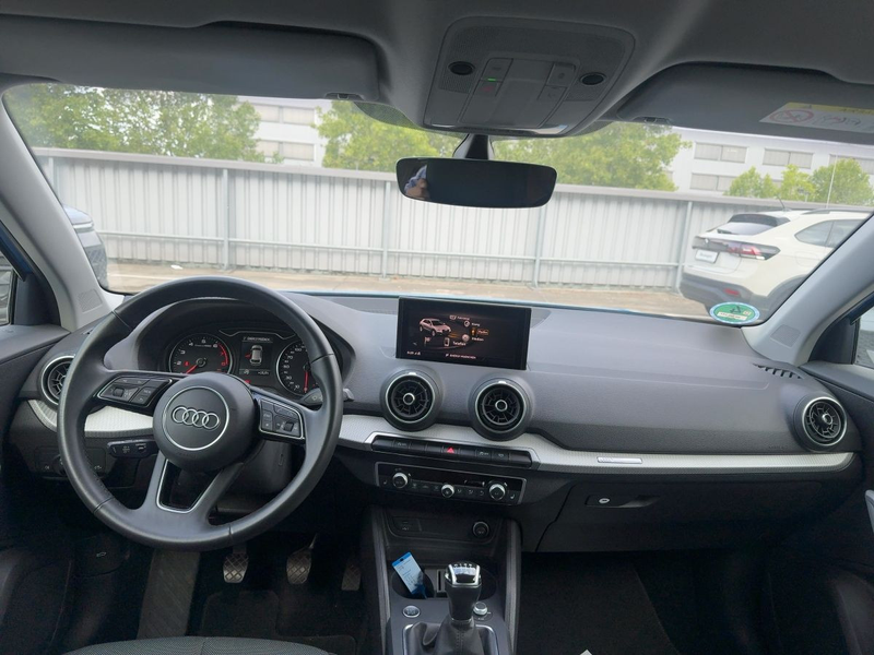 Audi Q2 35 1.5 TFSI S line (EURO 6d) — photo 9