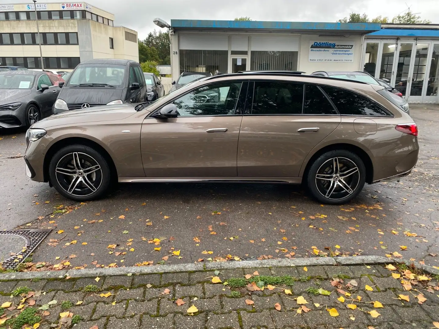 Mercedes-Benz E 300 T de 4M AMG Prem+/Pano/AHK/Airm/HuD/Night* Braun - 2