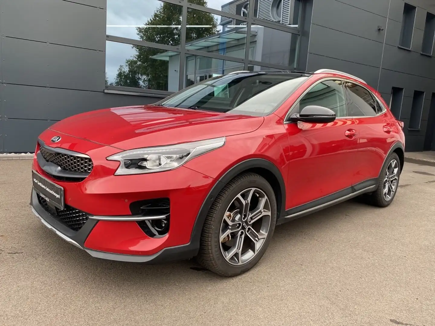 Kia XCeed Platinum Edition Glasdach AHZV Allwetter Rouge - 1