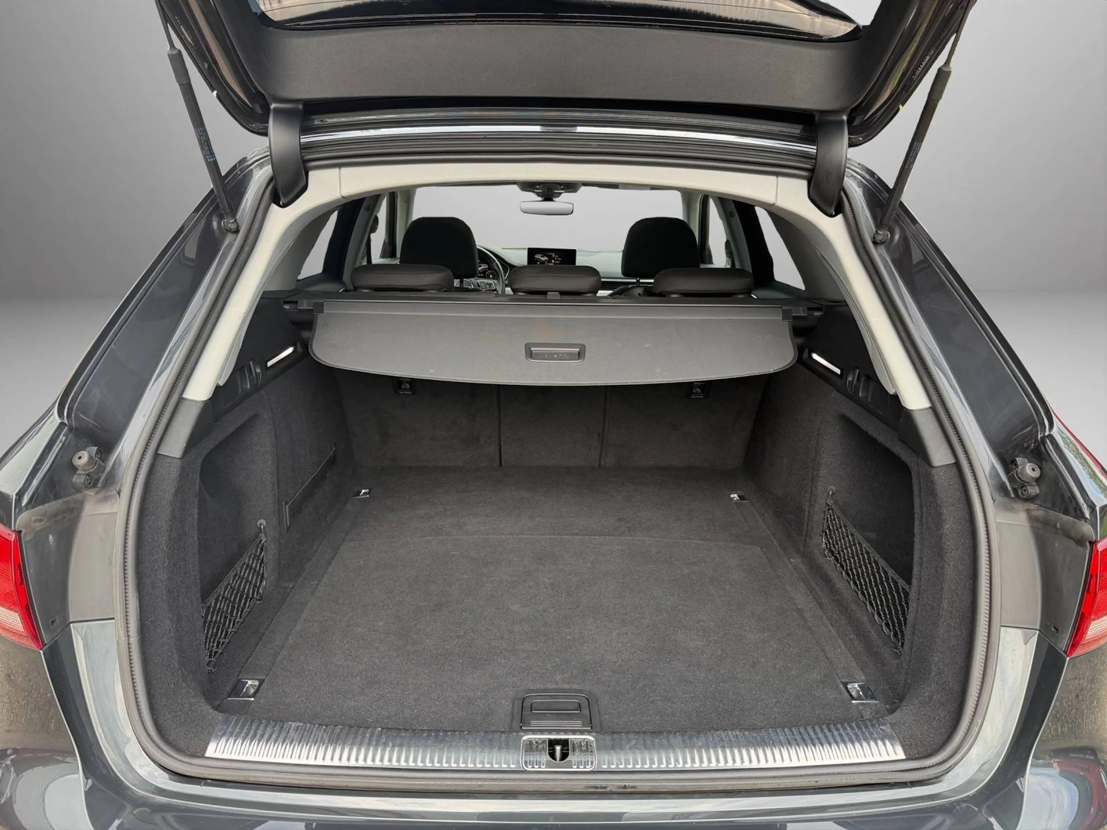 Audi A4 Avant 3,0 TDI sport S-tronic *PANO, AMBI, VIRTUAL, SHZ, 2. BESITZ* — photo 9