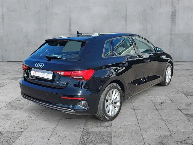 Audi A3 view 6