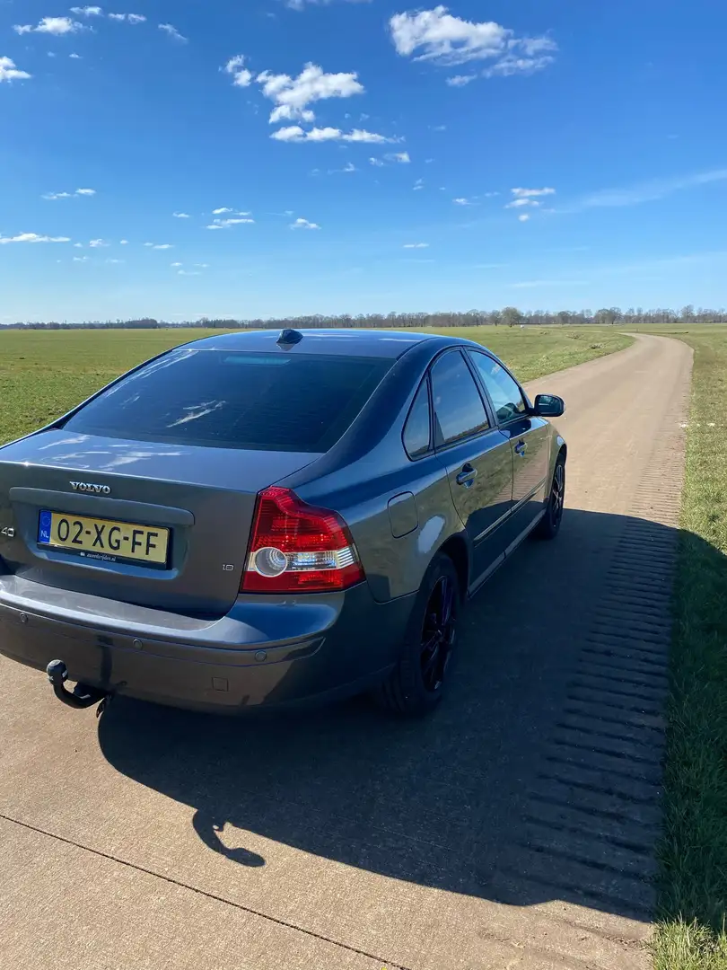 Volvo S40 S40 1.8 Edition II siva - 2