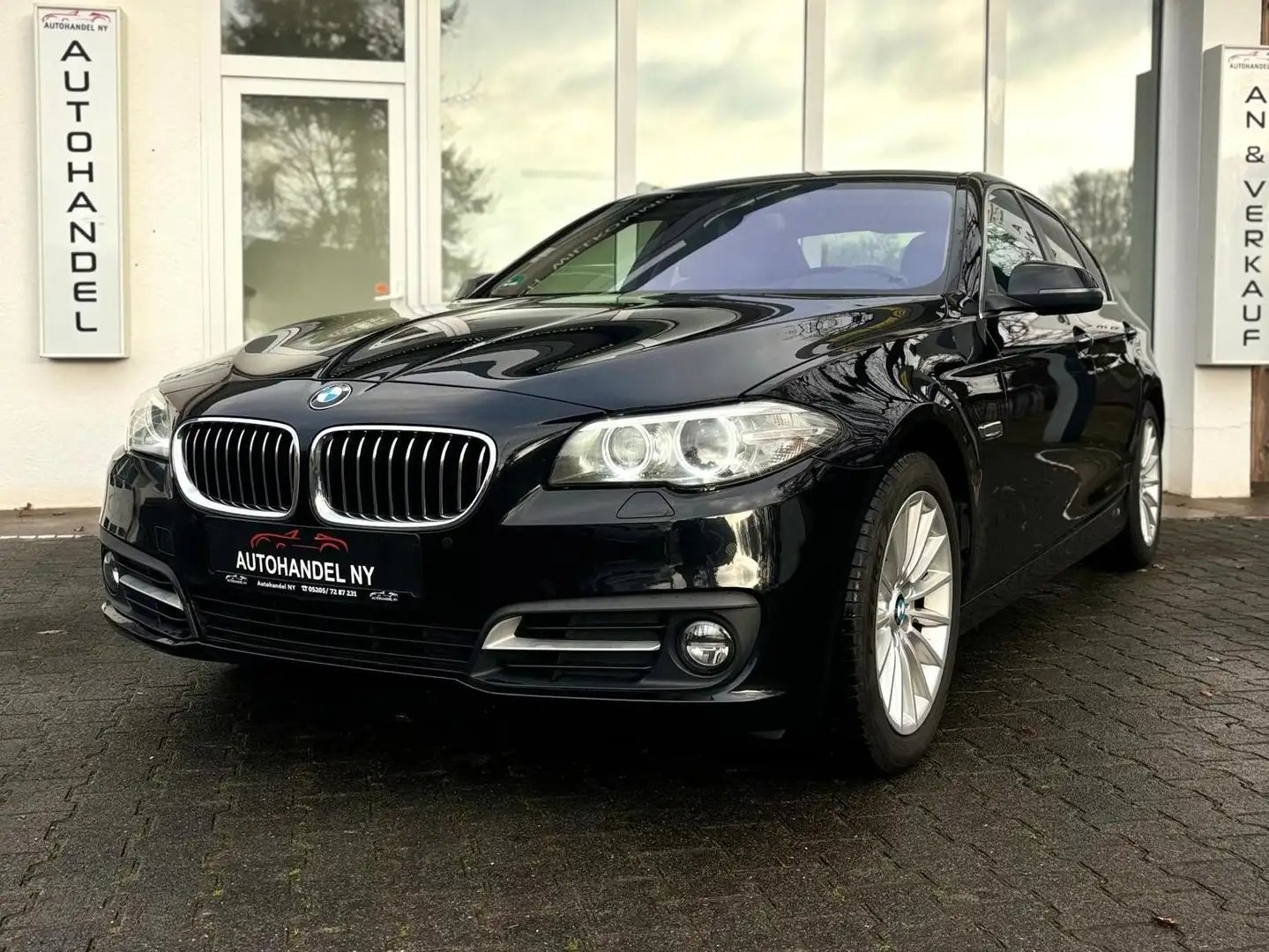 BMW 530 BMW 530 d xDrive, Standheiz,HeadUp,Digital. Tacho Noir - 2