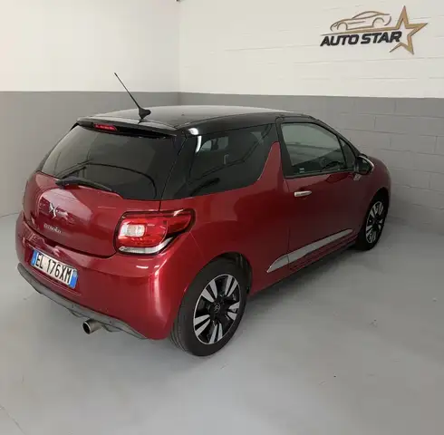 DS Automobiles DS 3 view 4