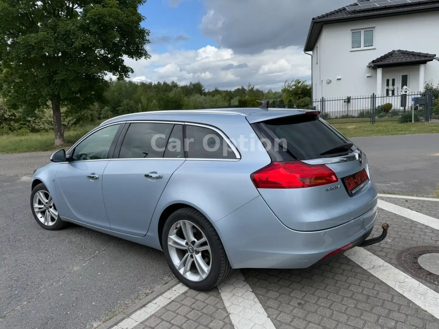 Opel Insignia A Sports Tourer Innovation Blau - 2