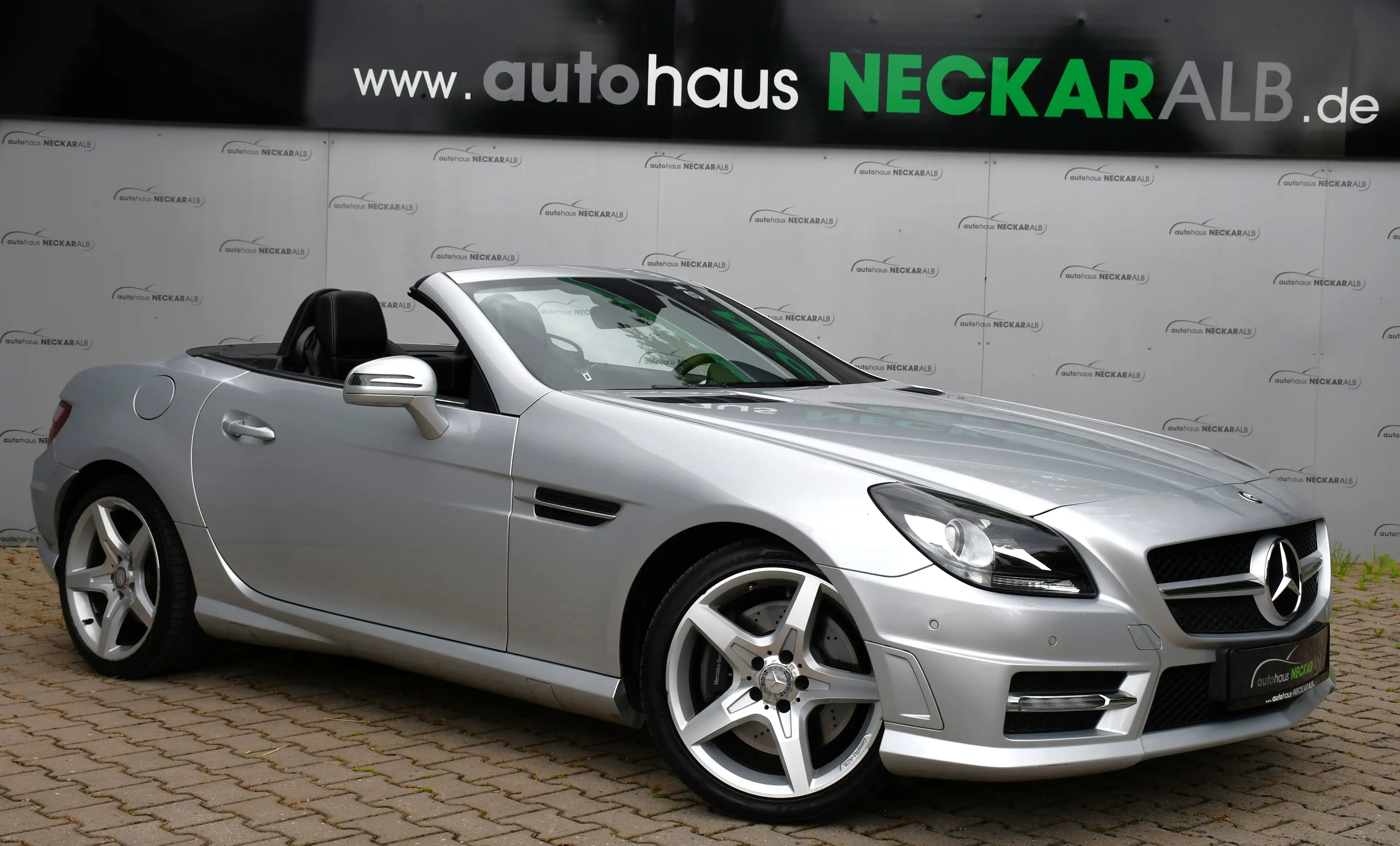 Mercedes-Benz SLK 200 BlueEfficiency AMG-Line*2.Hand*Navi*