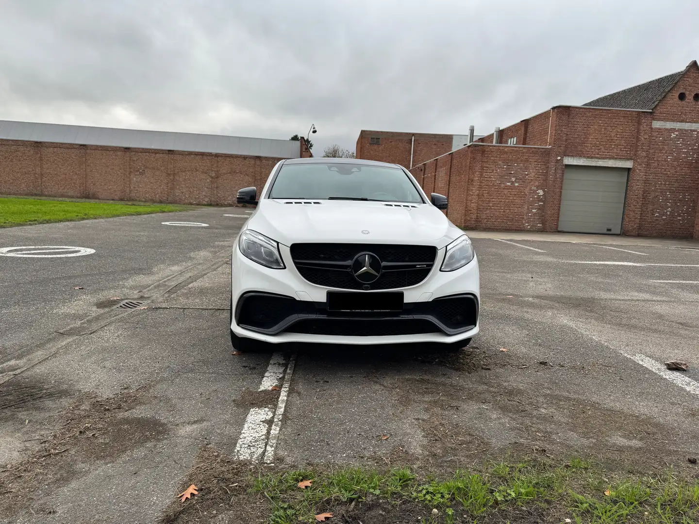 Mercedes-Benz GLE 63 AMG S Coupe 2016 - V8 - 5461cc - Full Option - Export Blanc - 2