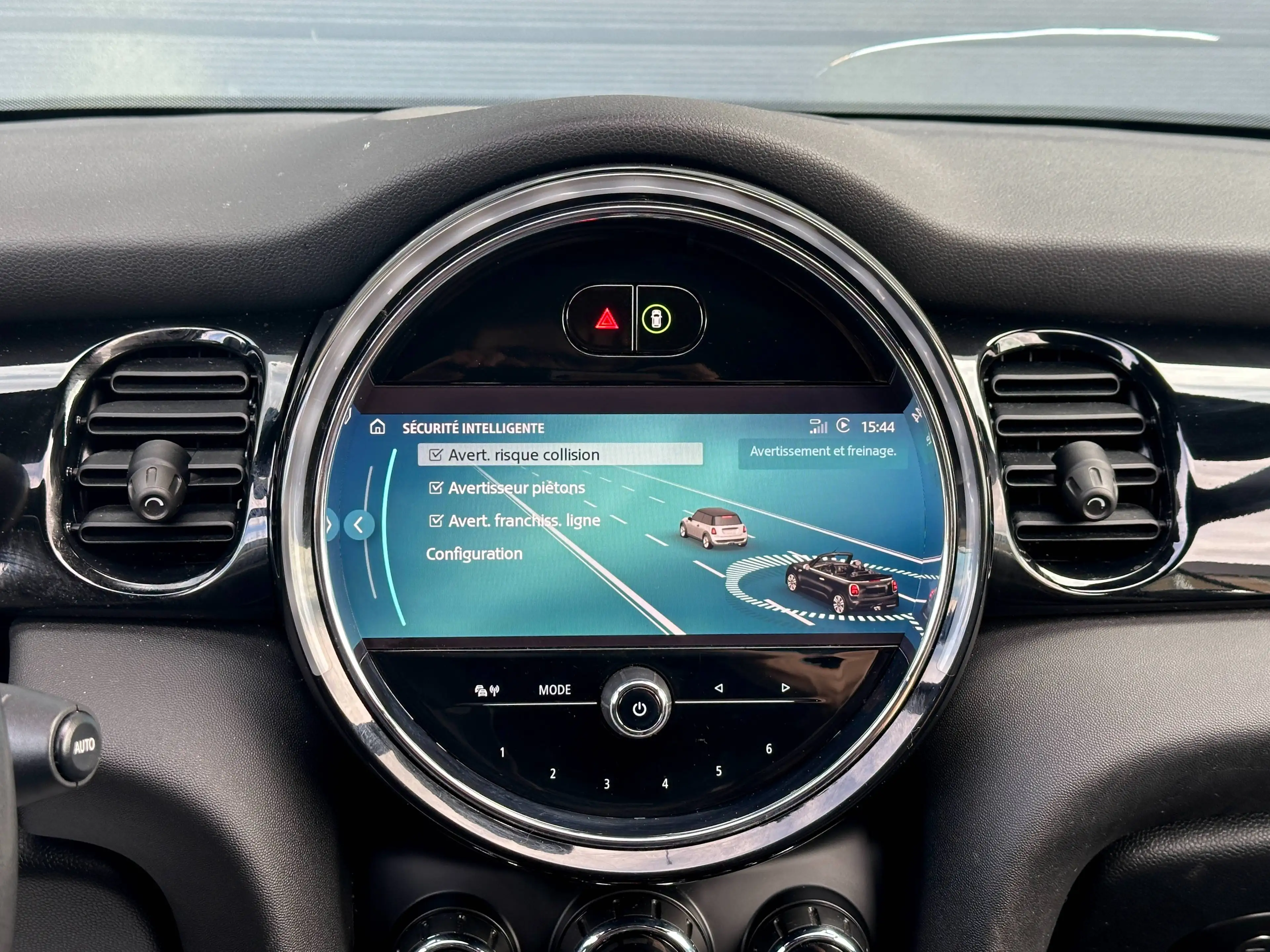 MINI Cooper Cabrio Cabriolet / Automatique / CarPlay / Caméra — photo 14