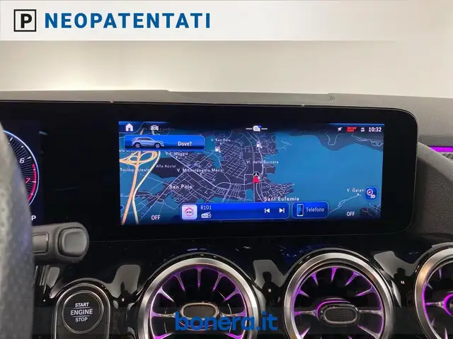 Mercedes-Benz Gla view 15