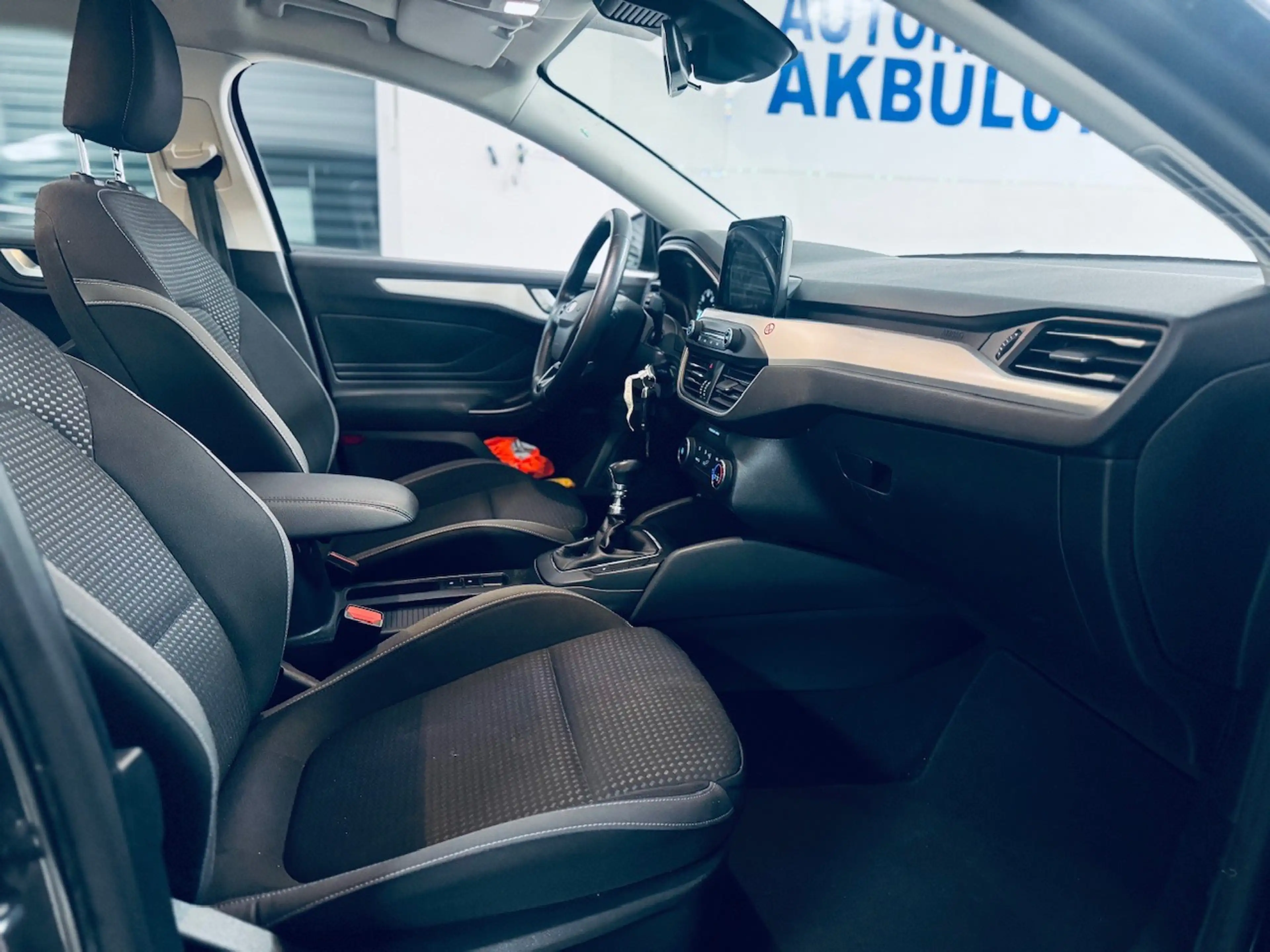 Ford Focus Cool*Finanzierung+Garantie+Inspektion* — photo 7
