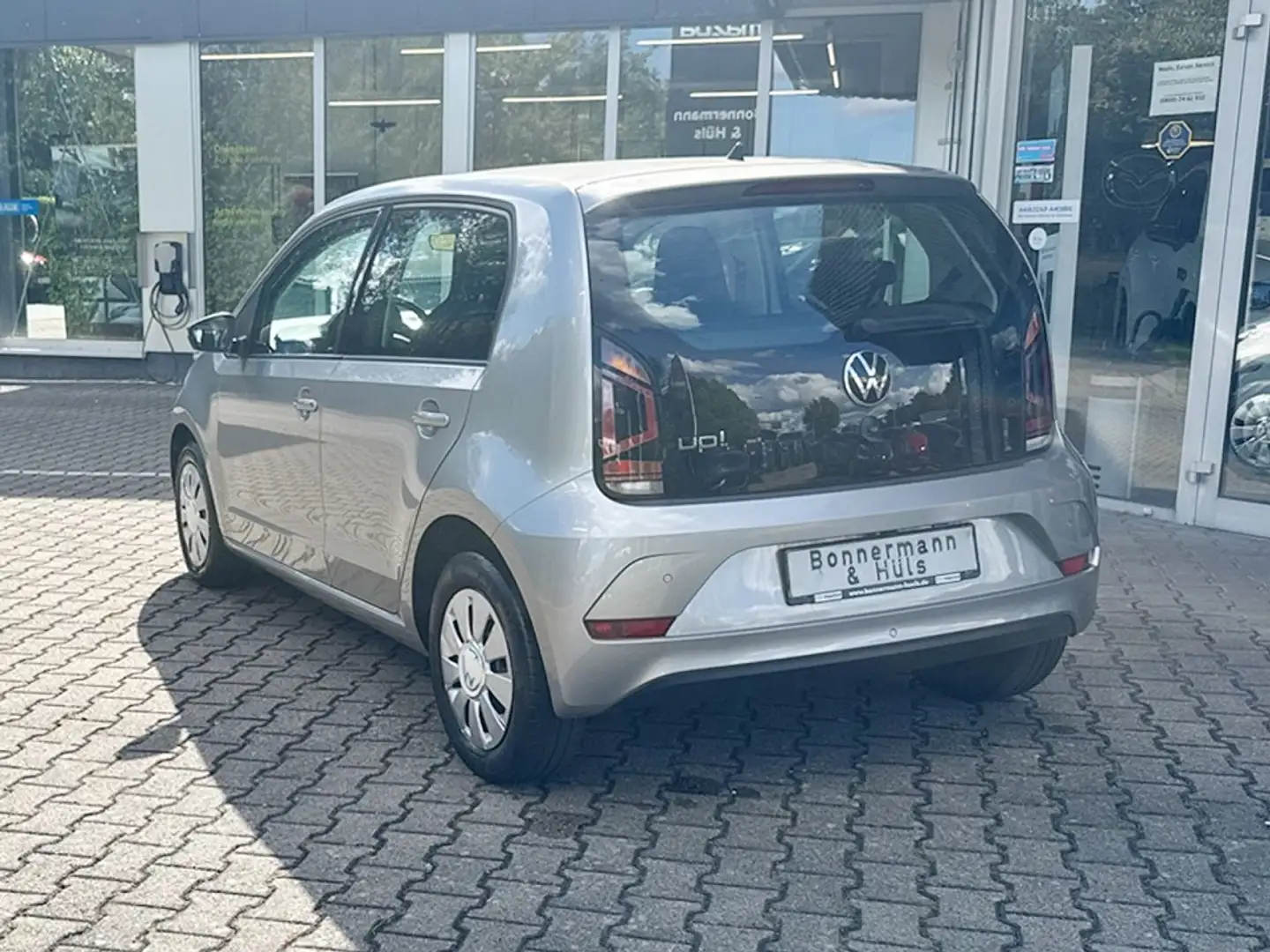 Volkswagen up! Basis *Klimaanlage*Sitzheizung* Argent - 2