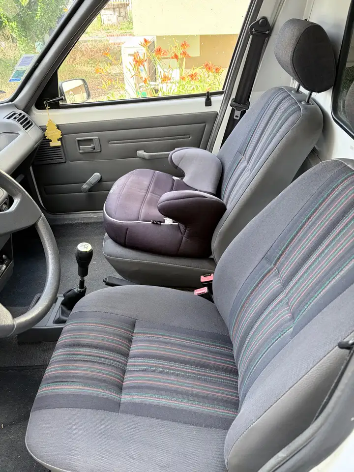 Peugeot 205 1.8 D XAD CARROSSIER, foto 5